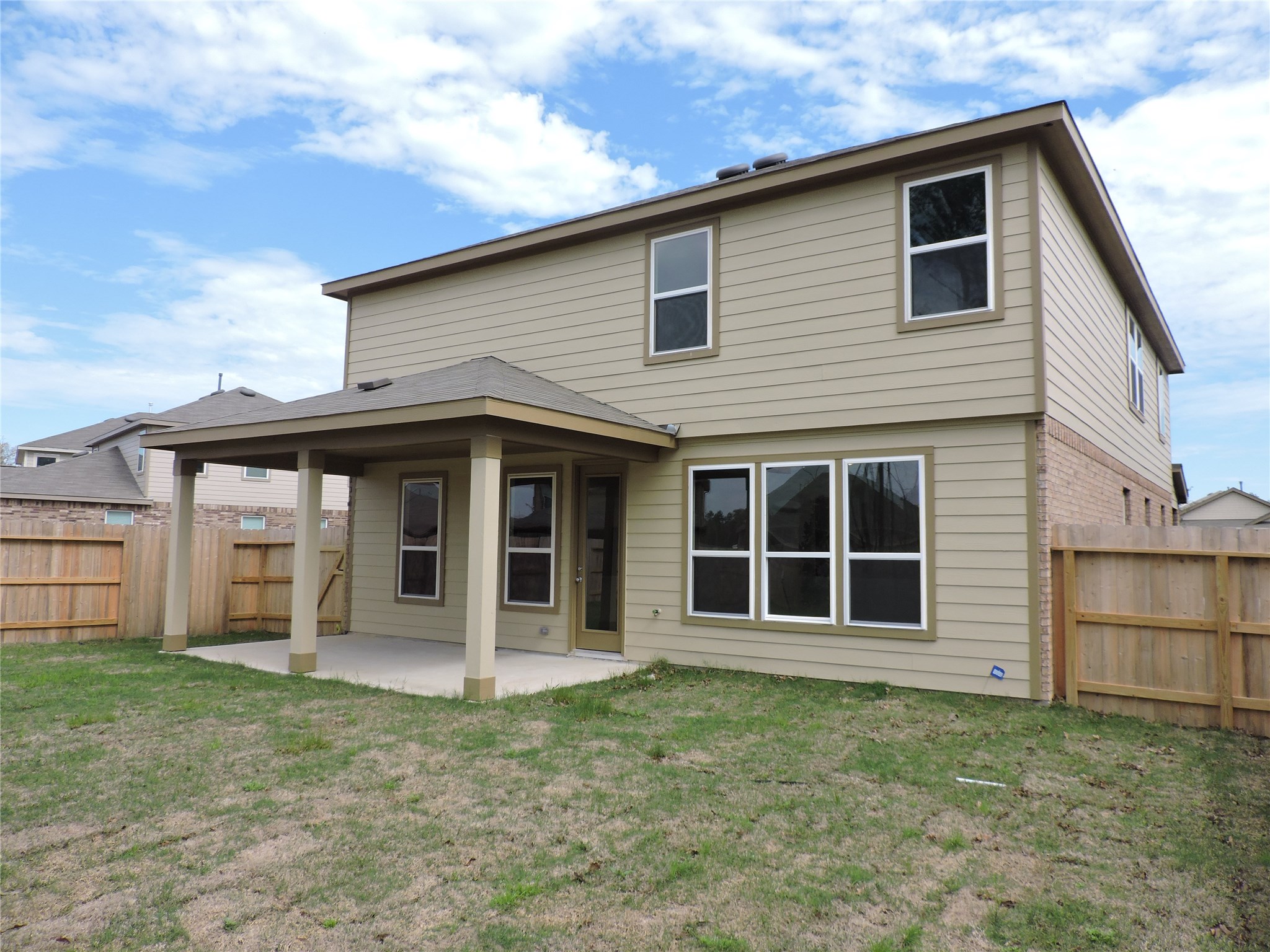1122 Epworth Court Property Photo 5