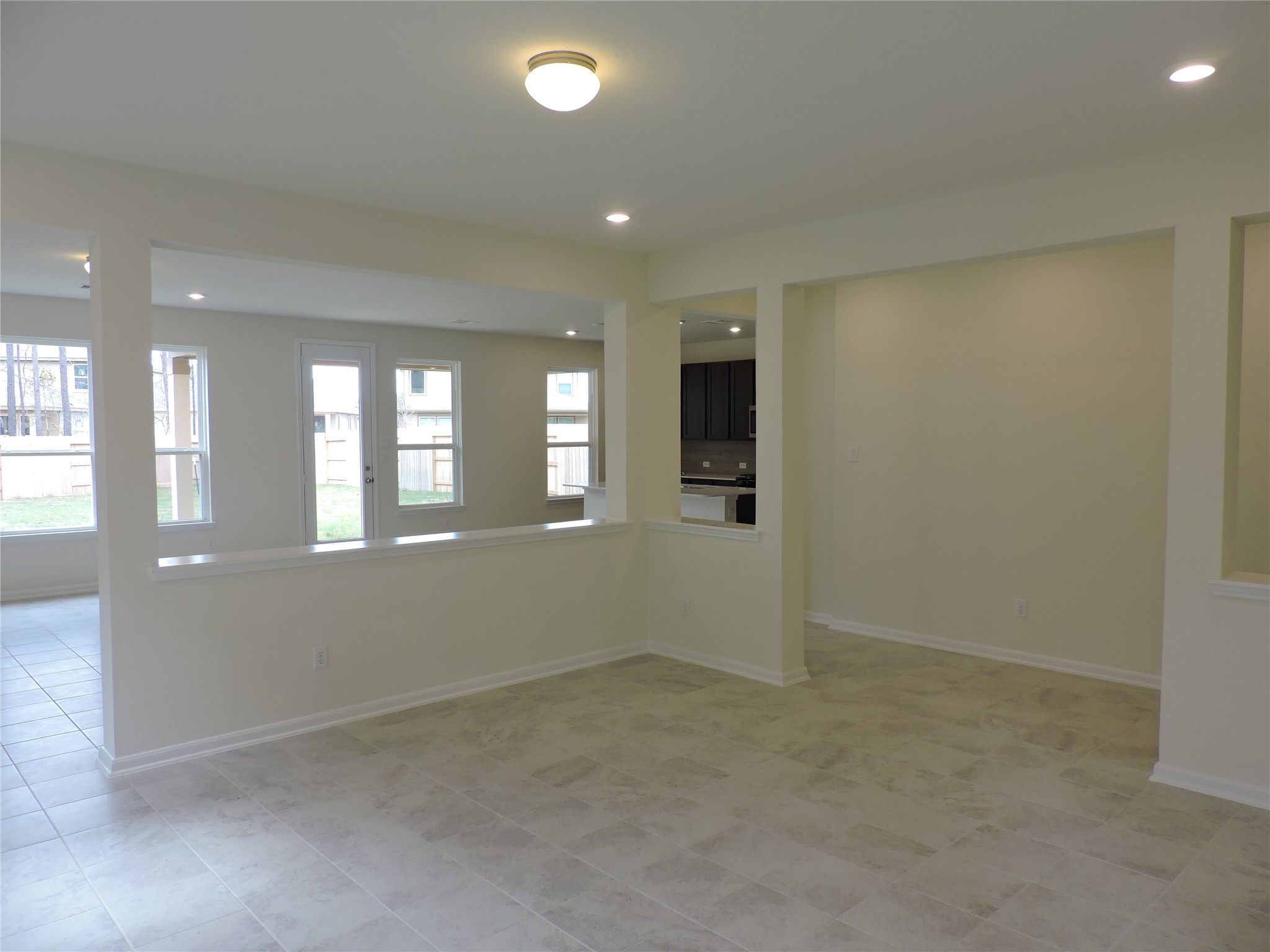 1122 Epworth Court Property Photo 14