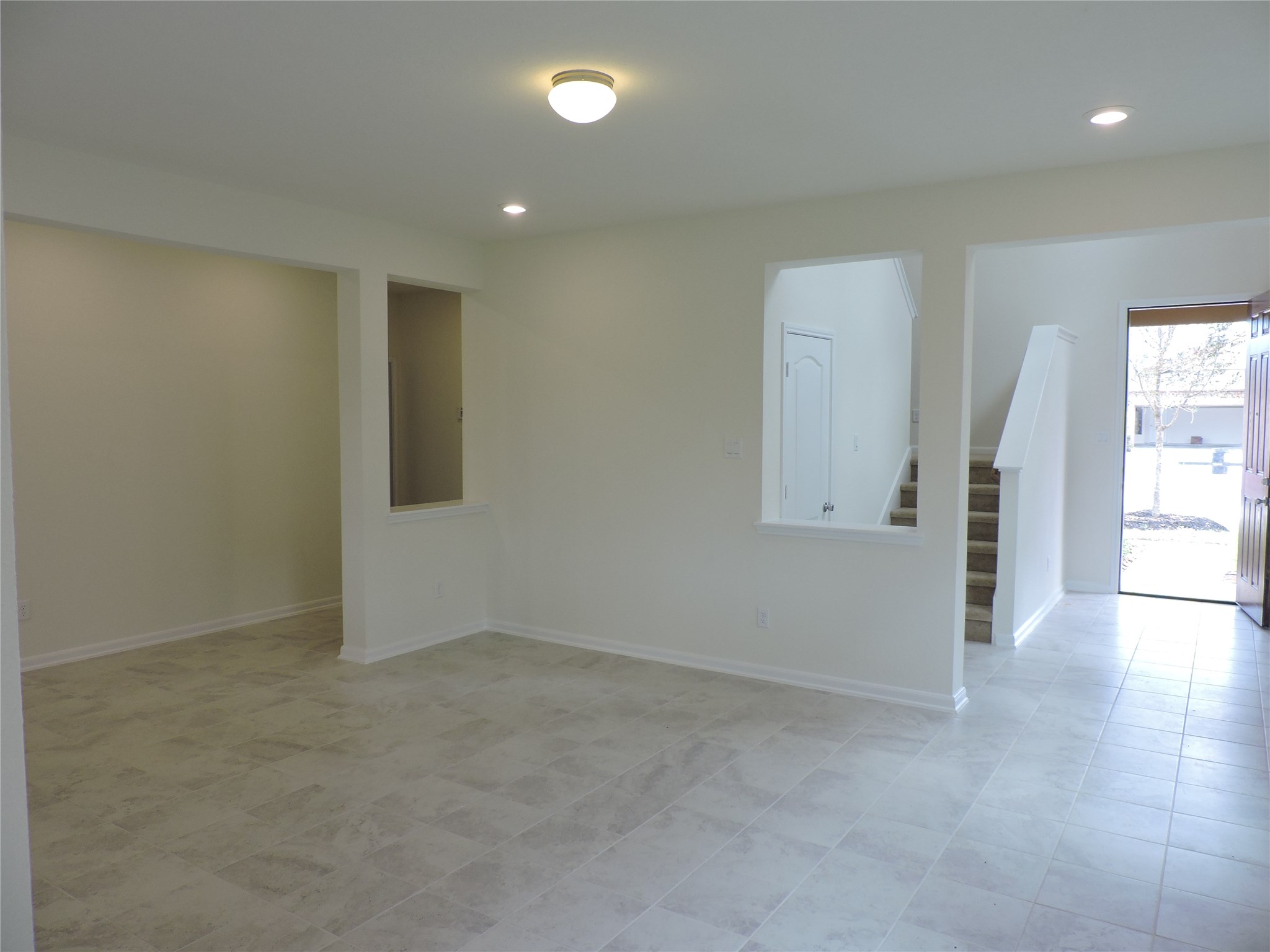1122 Epworth Court Property Photo 15