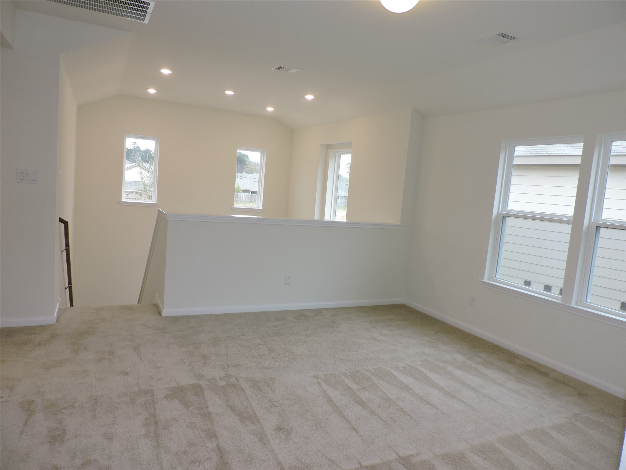1122 Epworth Court Property Photo 22