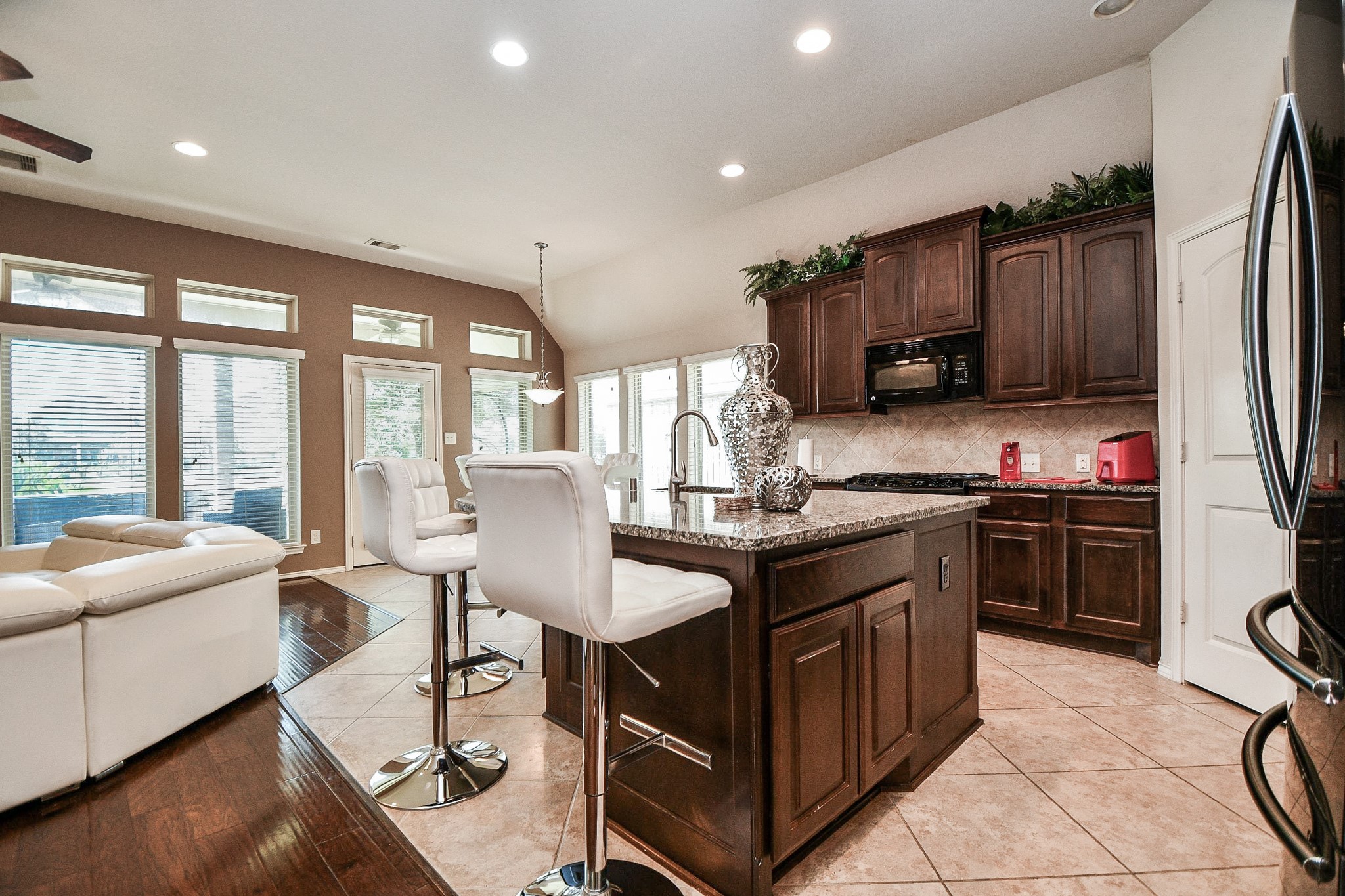26223 Serenity Oaks Drive Property Photo 12