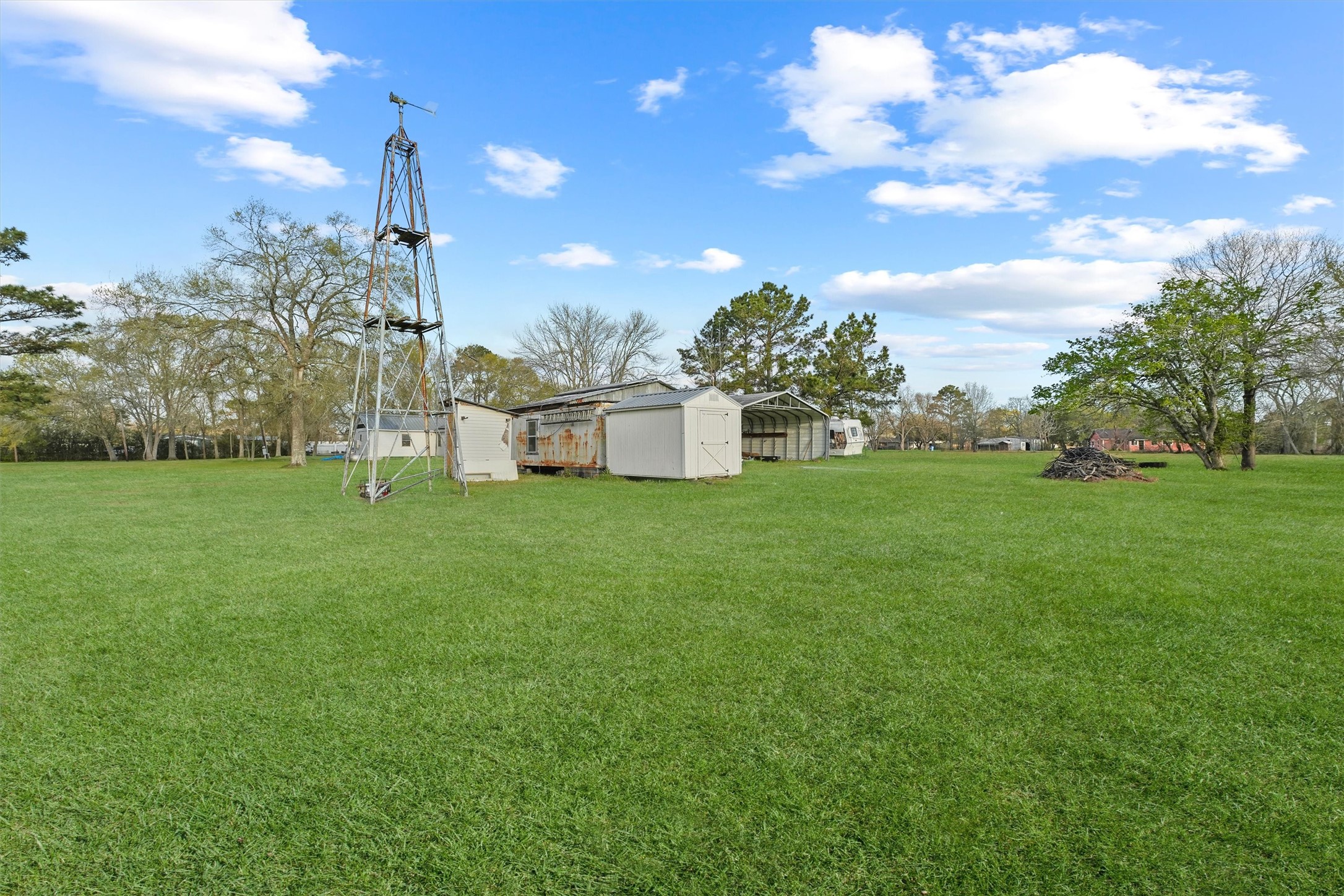 2163 County Road 6026 Property Photo 22