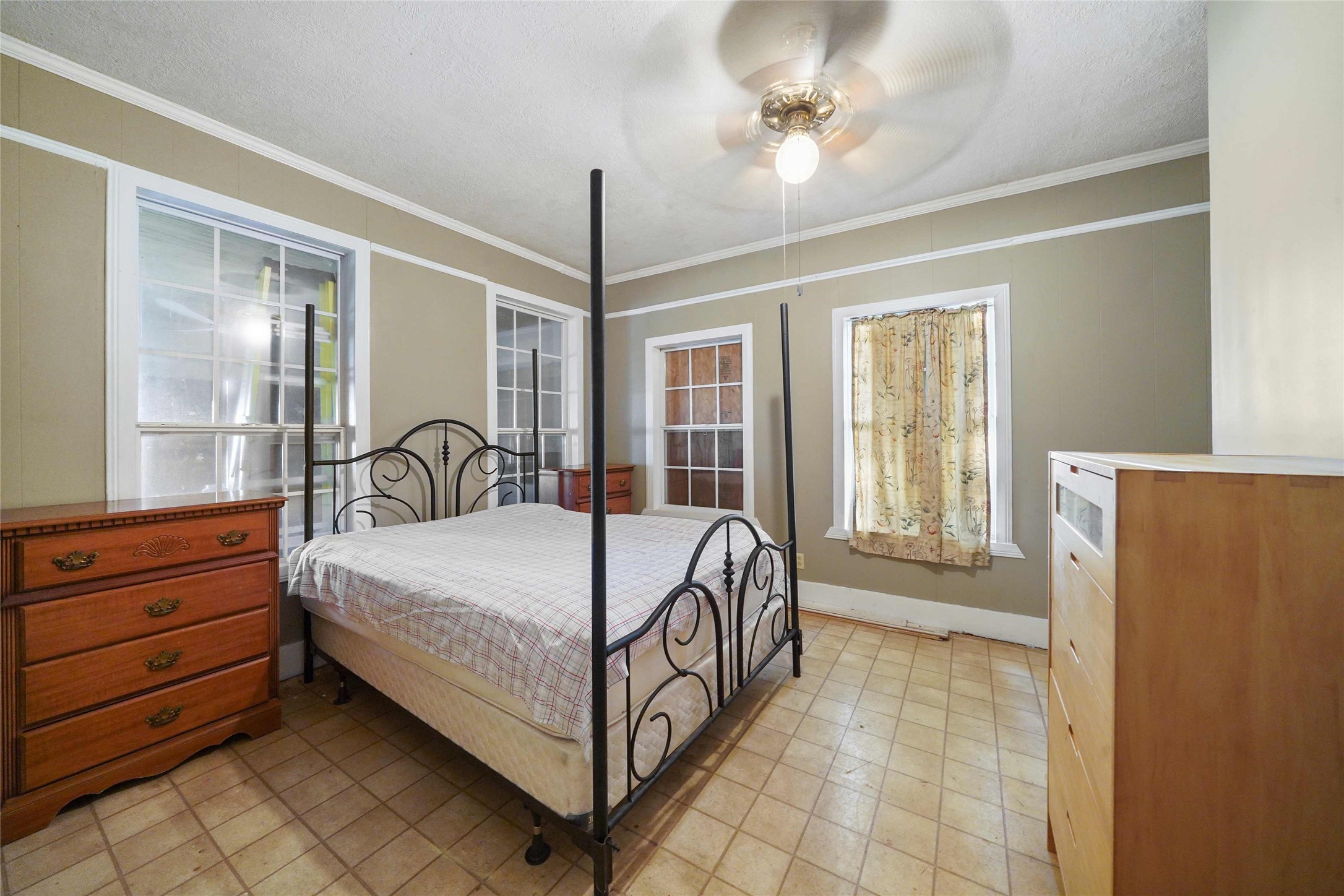 222 Ingram Street Property Photo 17