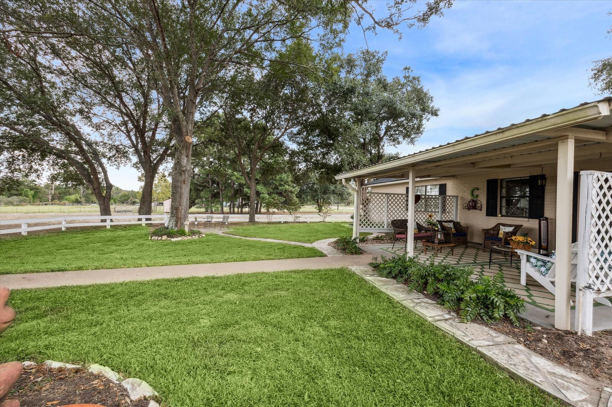 806 W Hacienda Property Photo 26