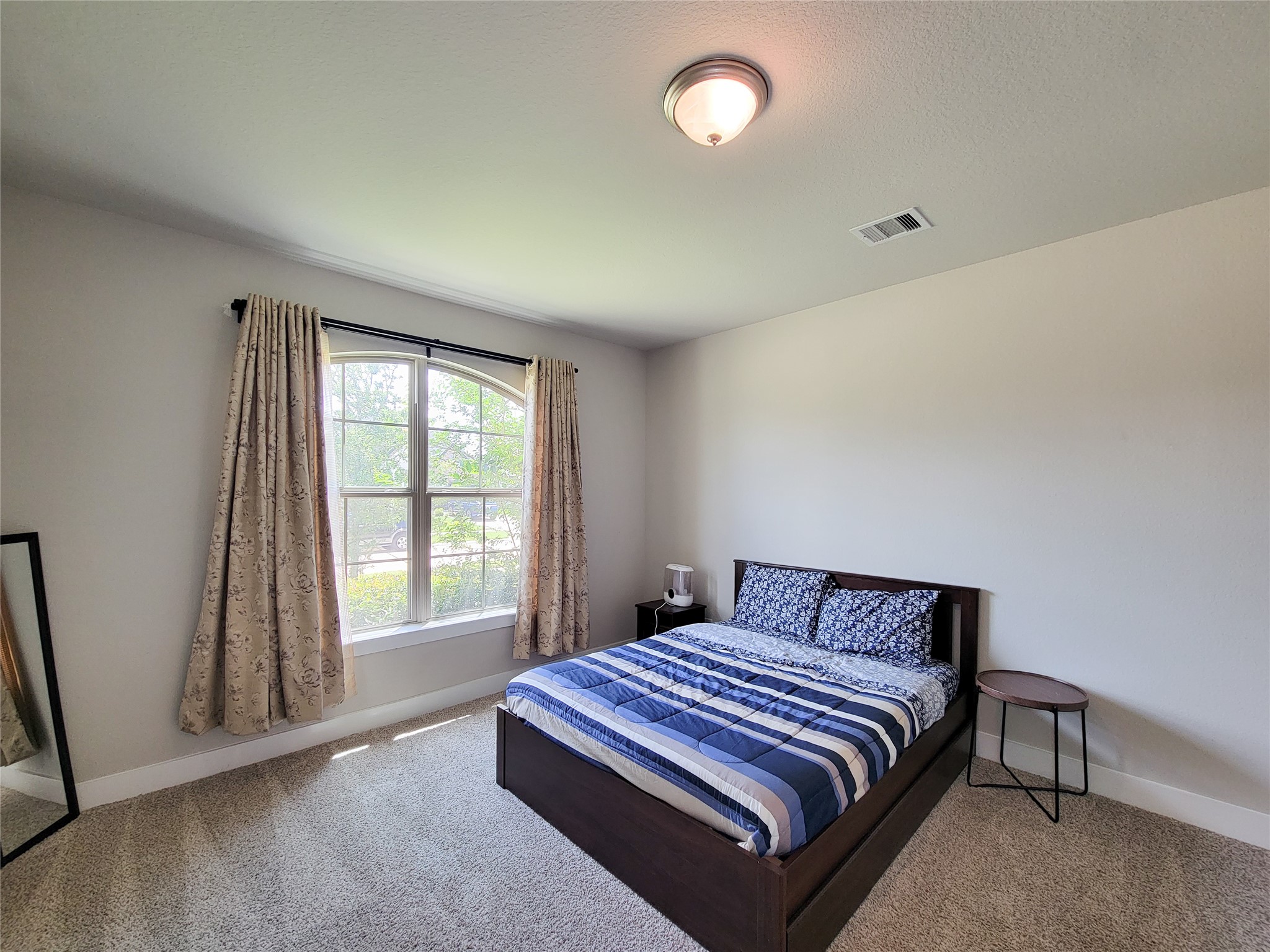 3534 Matterhorn Drive Property Photo 4