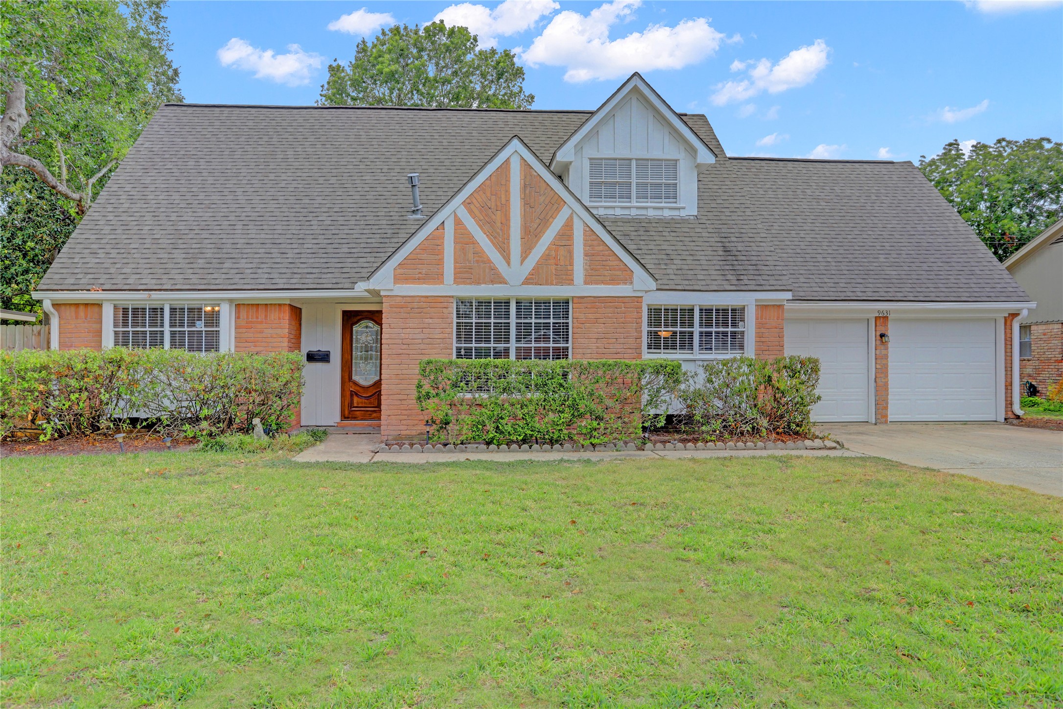 9631 Fairdale Lane Property Photo 1