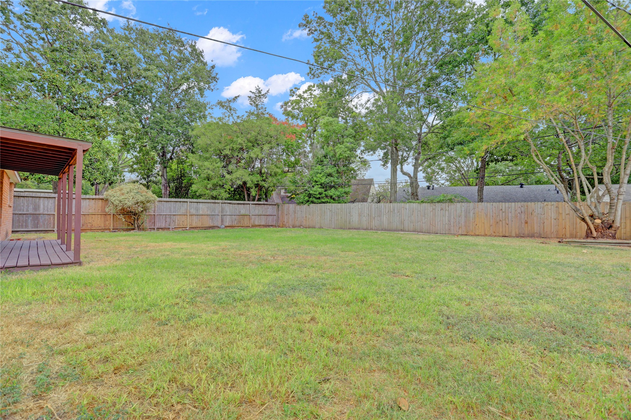 9631 Fairdale Lane Property Photo 18