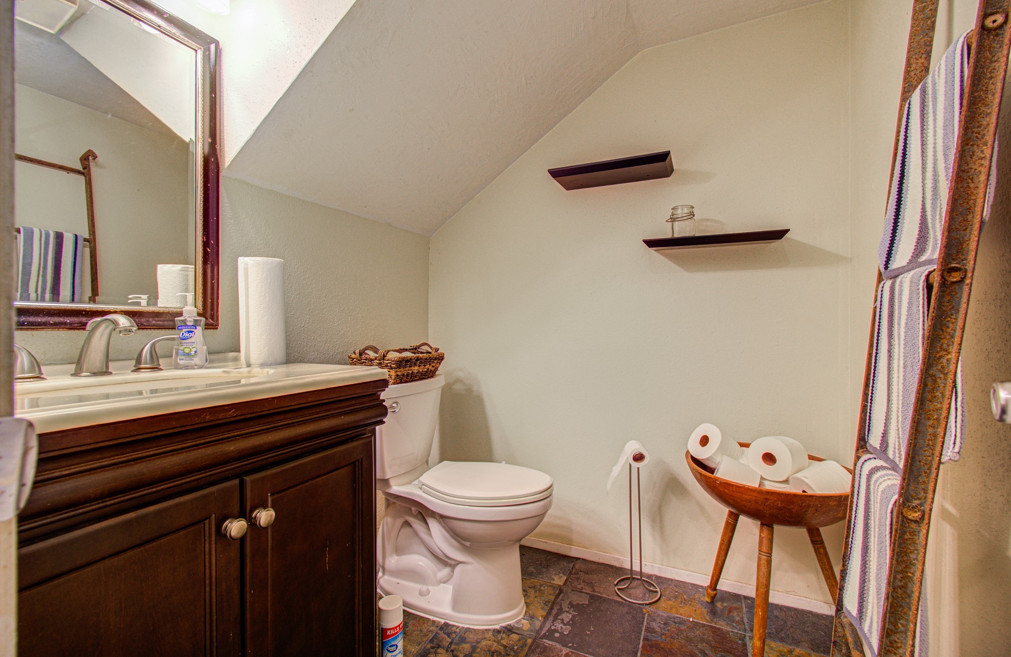 7503 Wovenwood Lane Property Photo 26