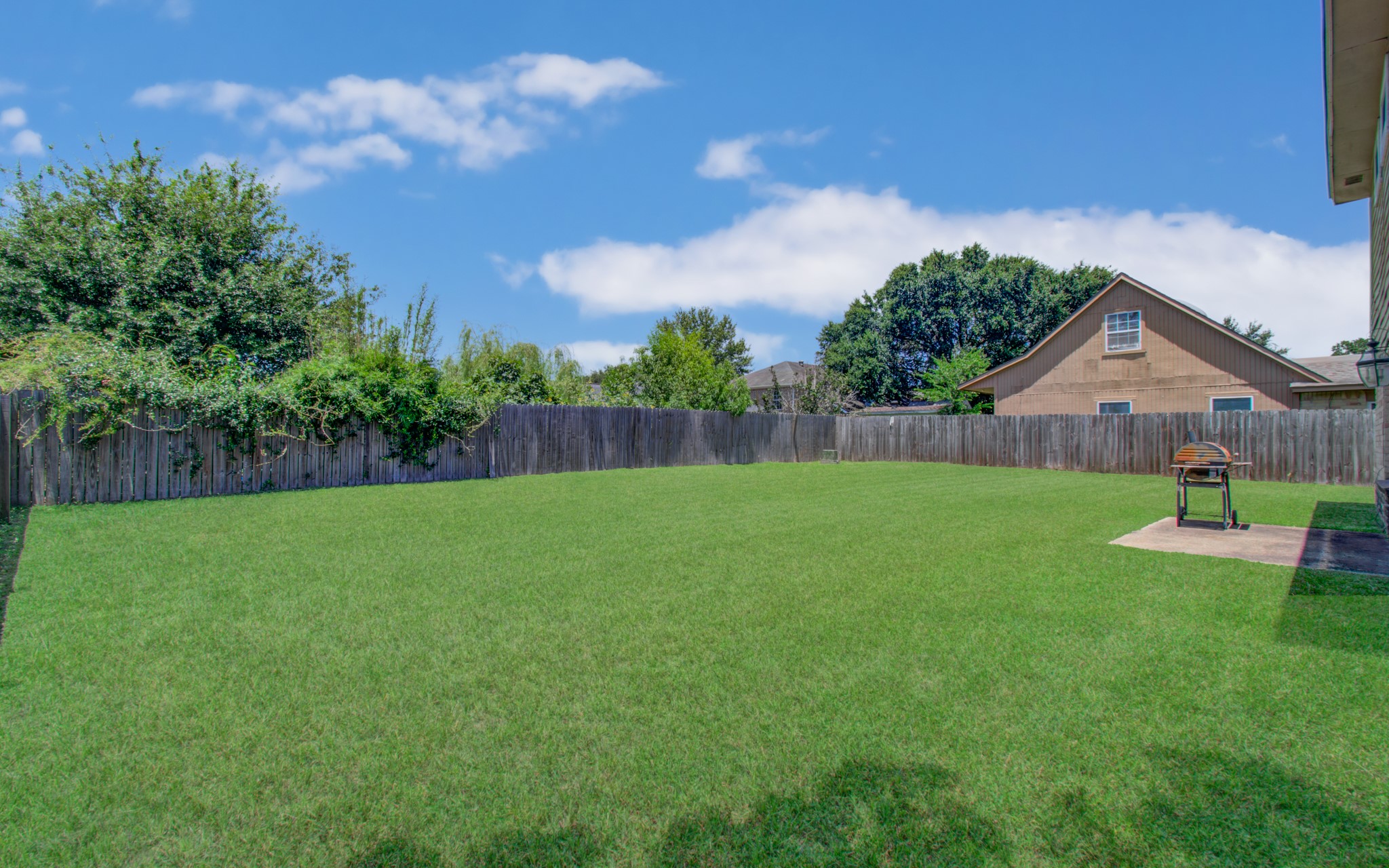 7503 Wovenwood Lane Property Photo 29