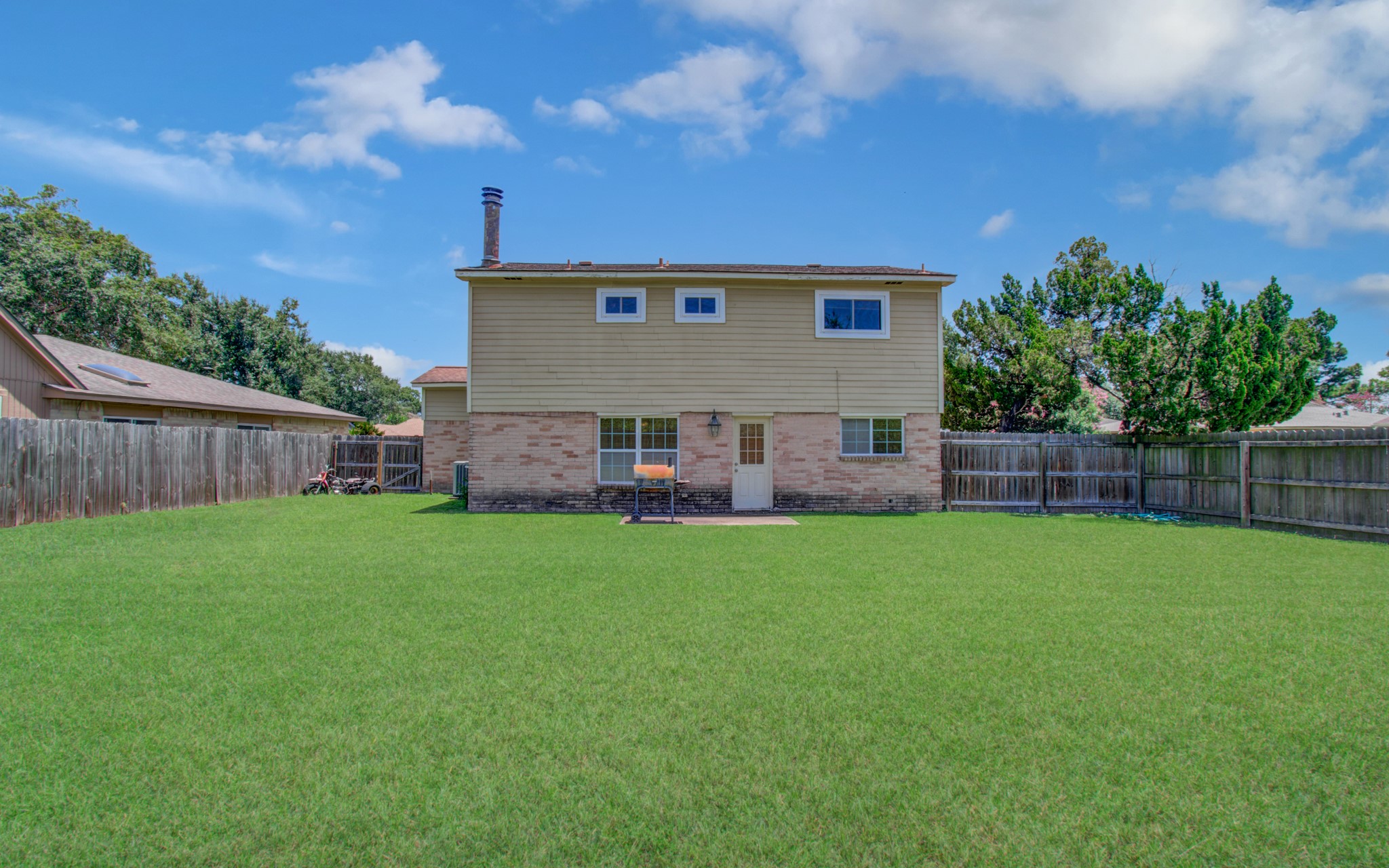 7503 Wovenwood Lane Property Photo 31