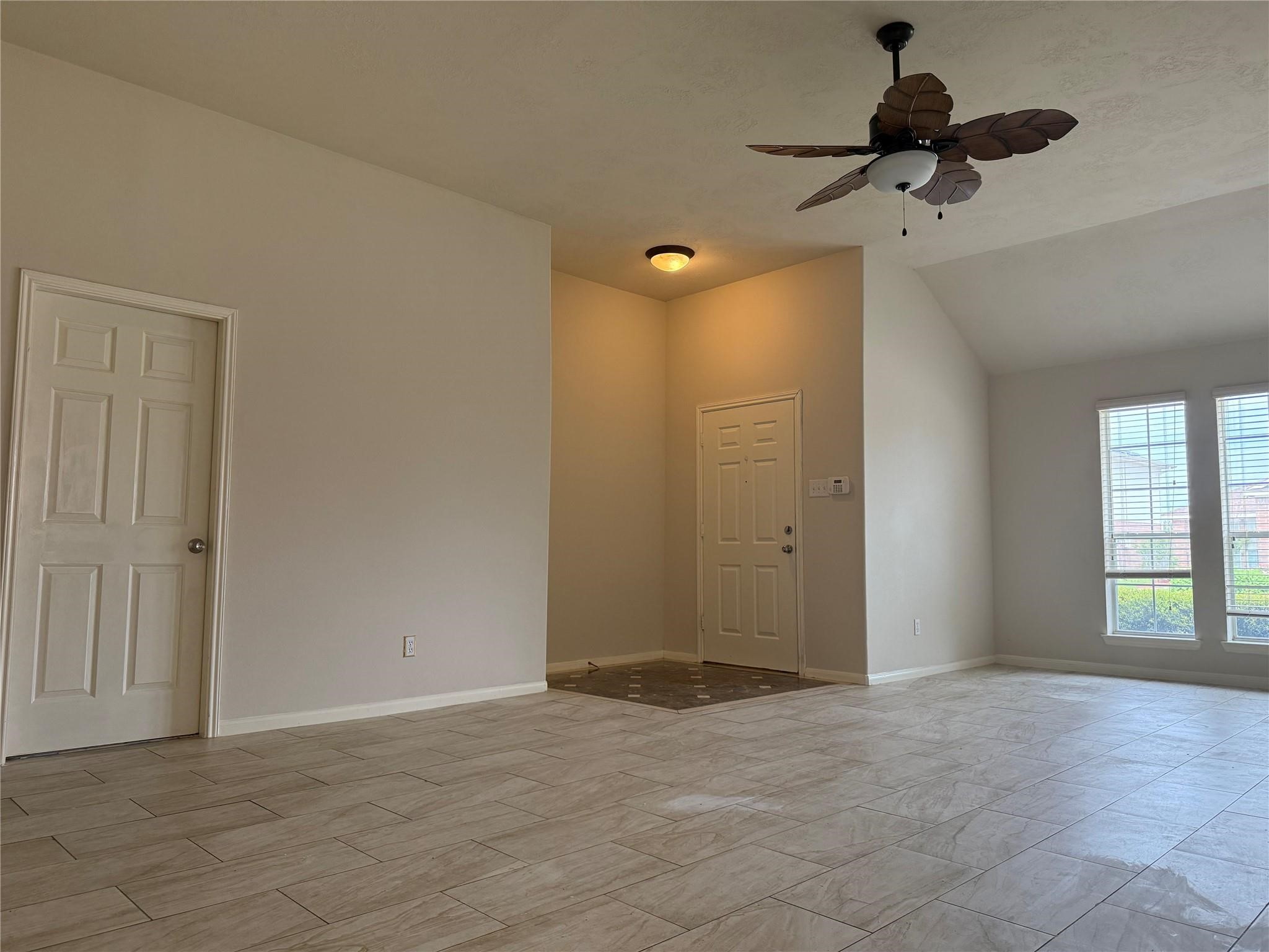 13715 Audra Lane Property Photo 3