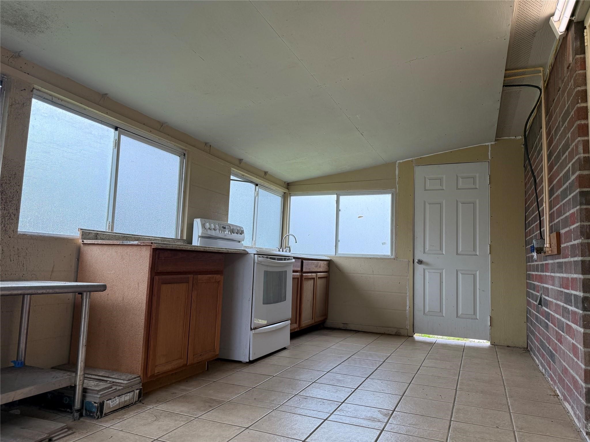 13715 Audra Lane Property Photo 19