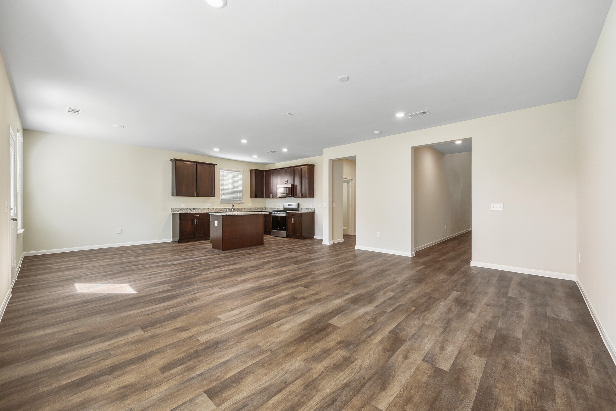 11751 Armadale Dr Property Photo 2