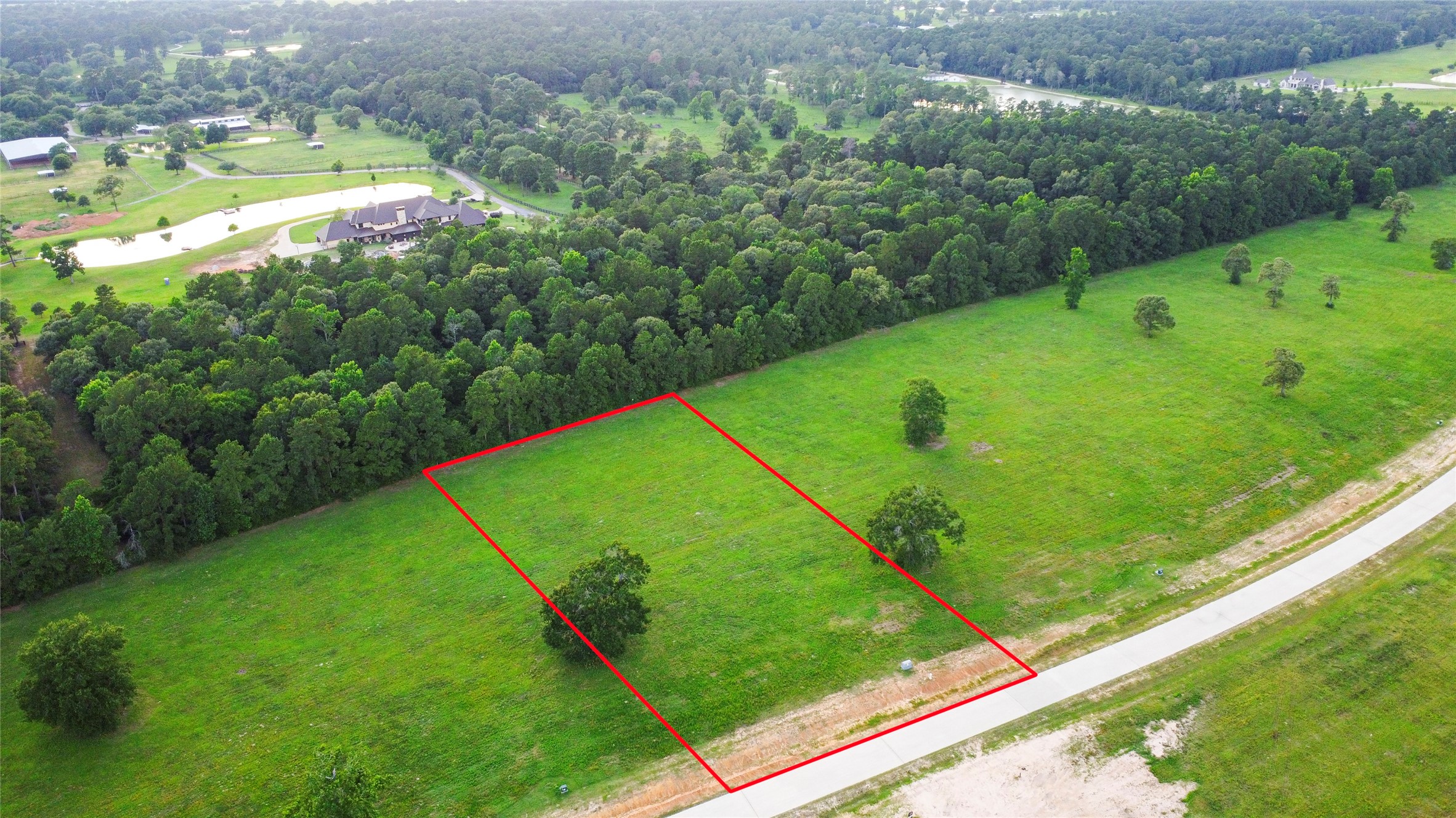 2064 Stallion Lakes Avenue Property Photo 1