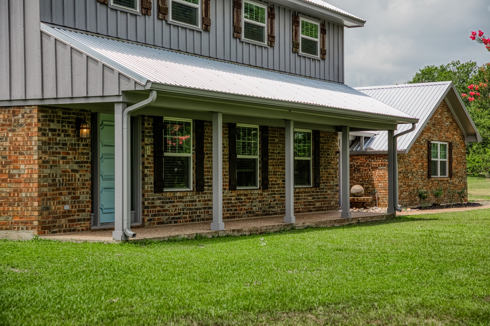 528 E Us Highway 290 Highway Property Photo 4