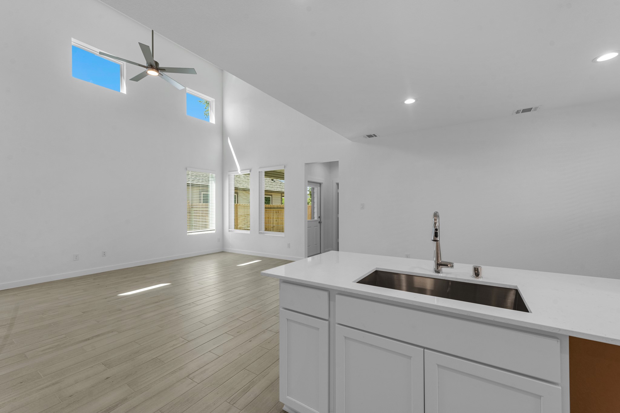6339 Old Cypress Landing Lane Property Photo 4