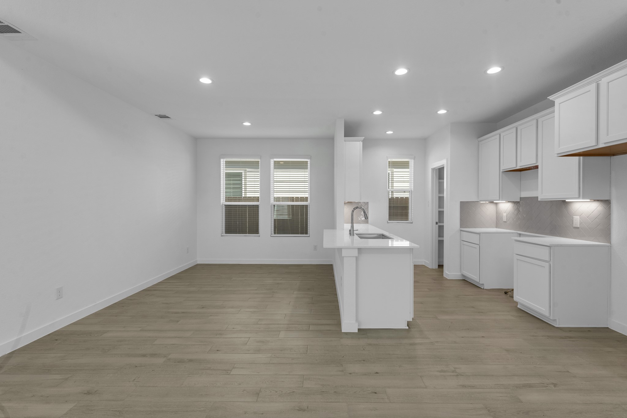 6339 Old Cypress Landing Lane Property Photo 6