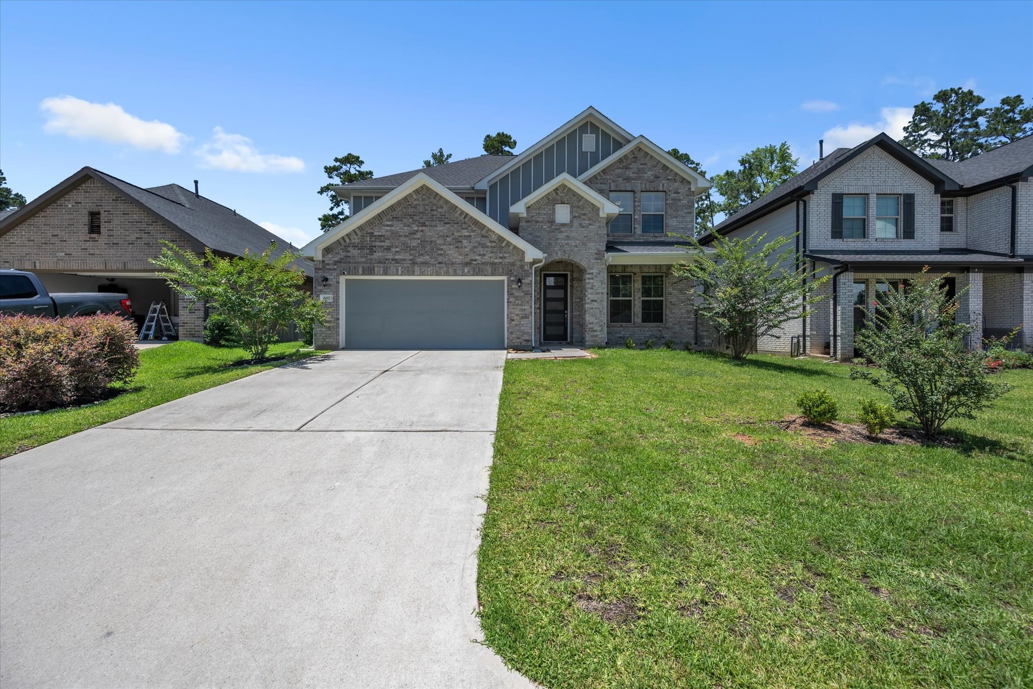 607 Spotted Sunfish Drive Property Photo 2