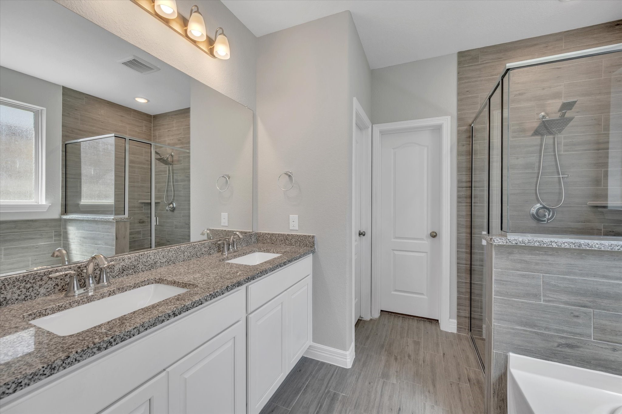 607 Spotted Sunfish Drive Property Photo 26