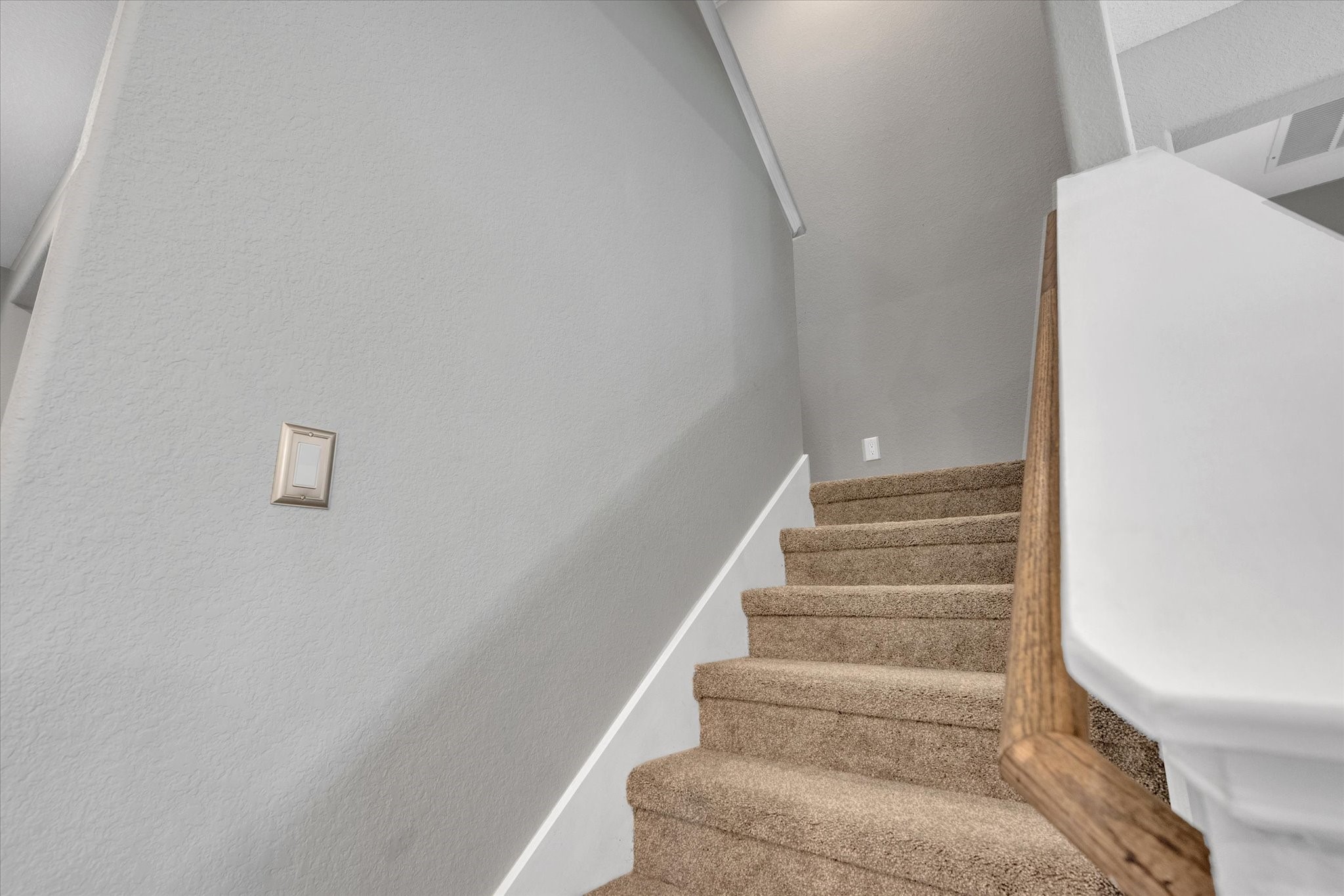 607 Spotted Sunfish Drive Property Photo 29