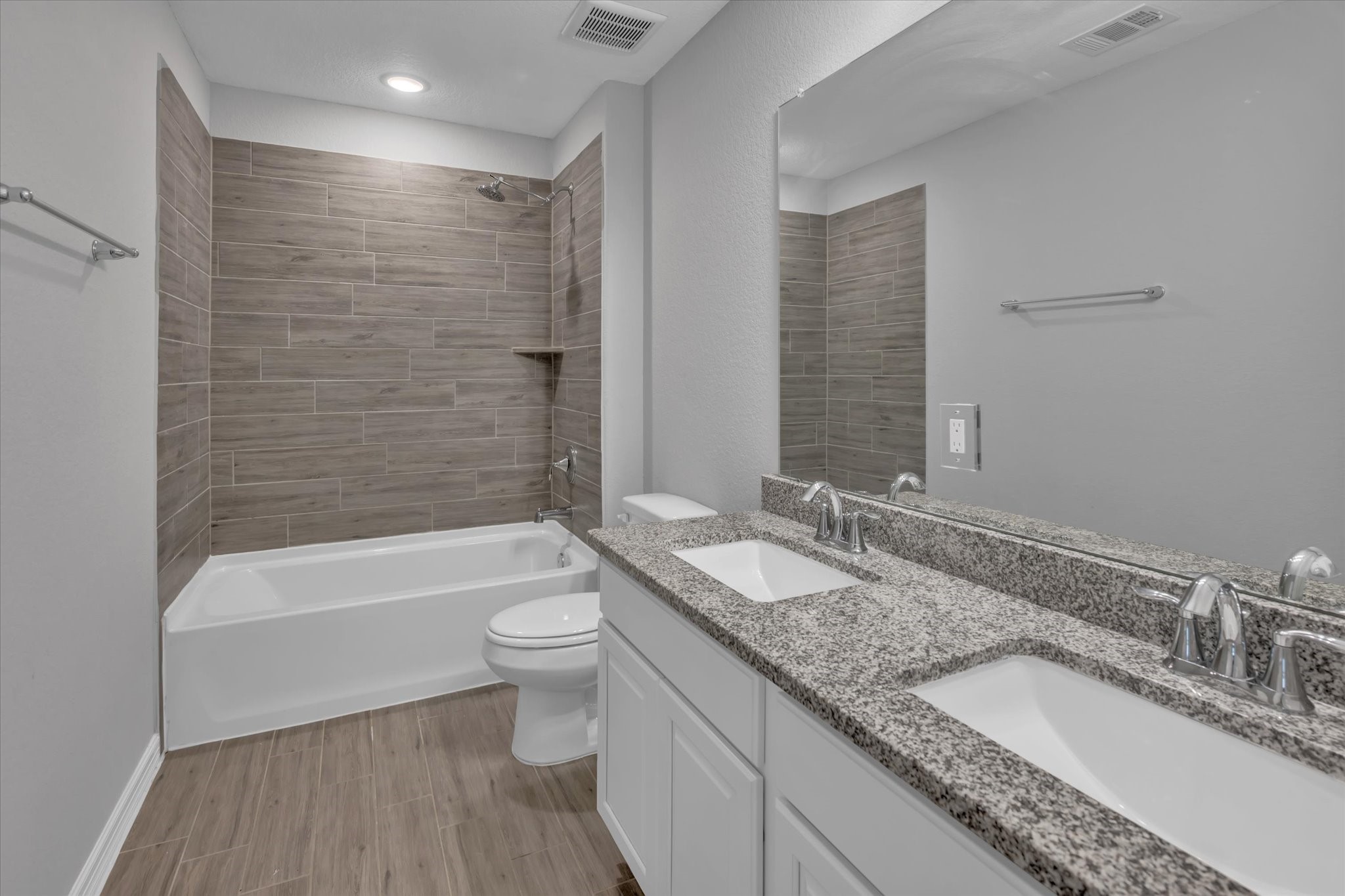 607 Spotted Sunfish Drive Property Photo 34