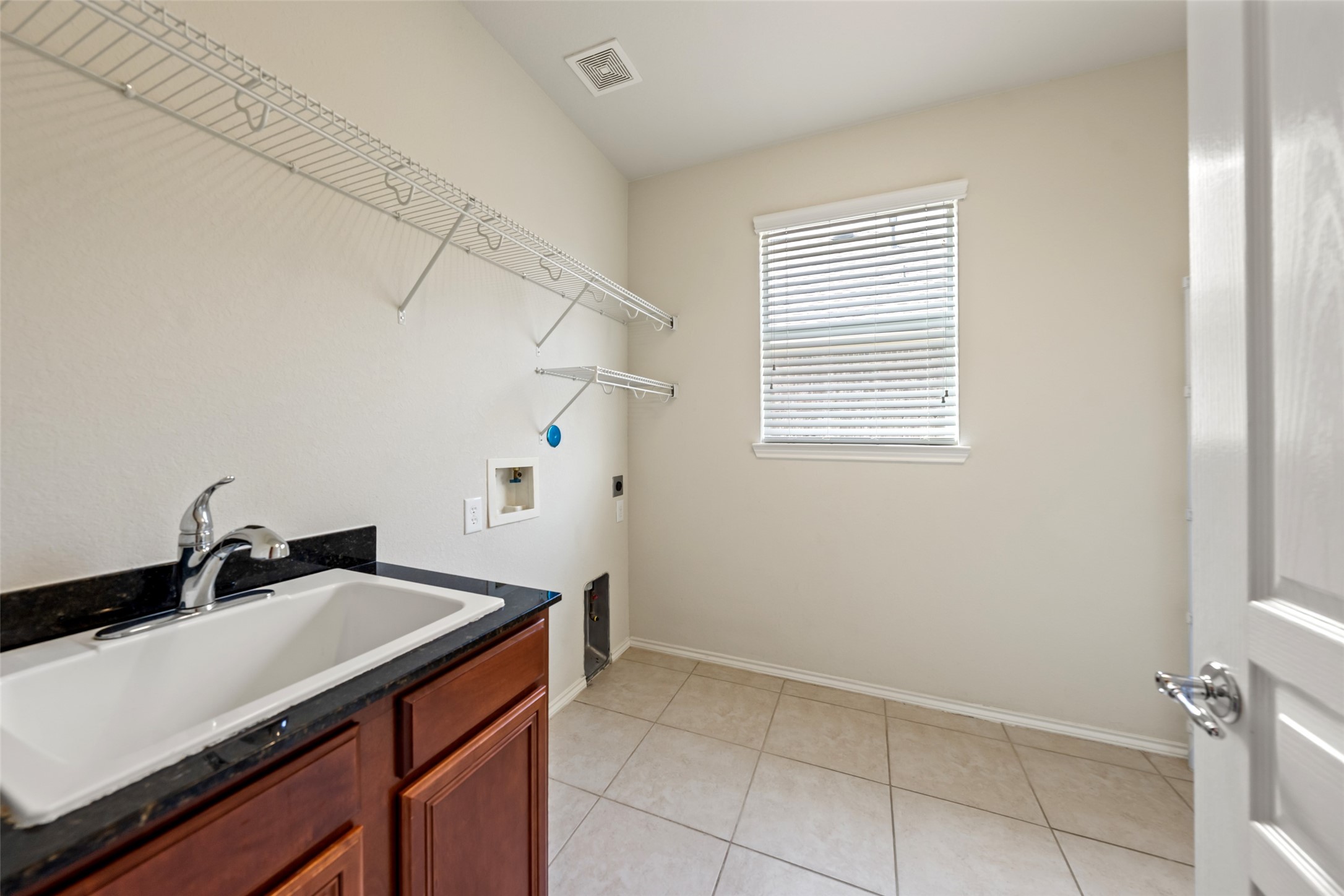 10014 Forrester Trail Property Photo 40