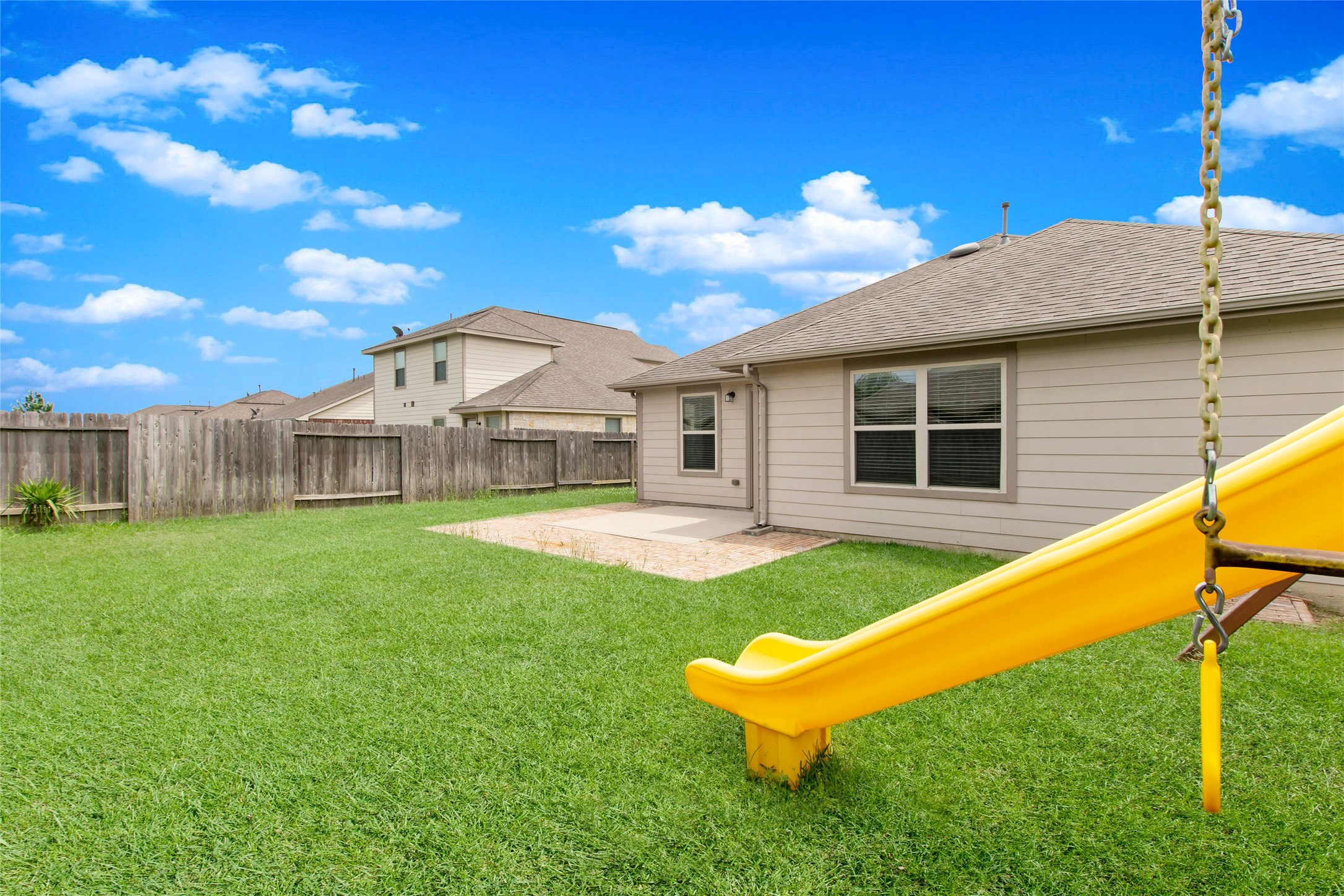 8746 Sunny Gallop Drive Property Photo 19