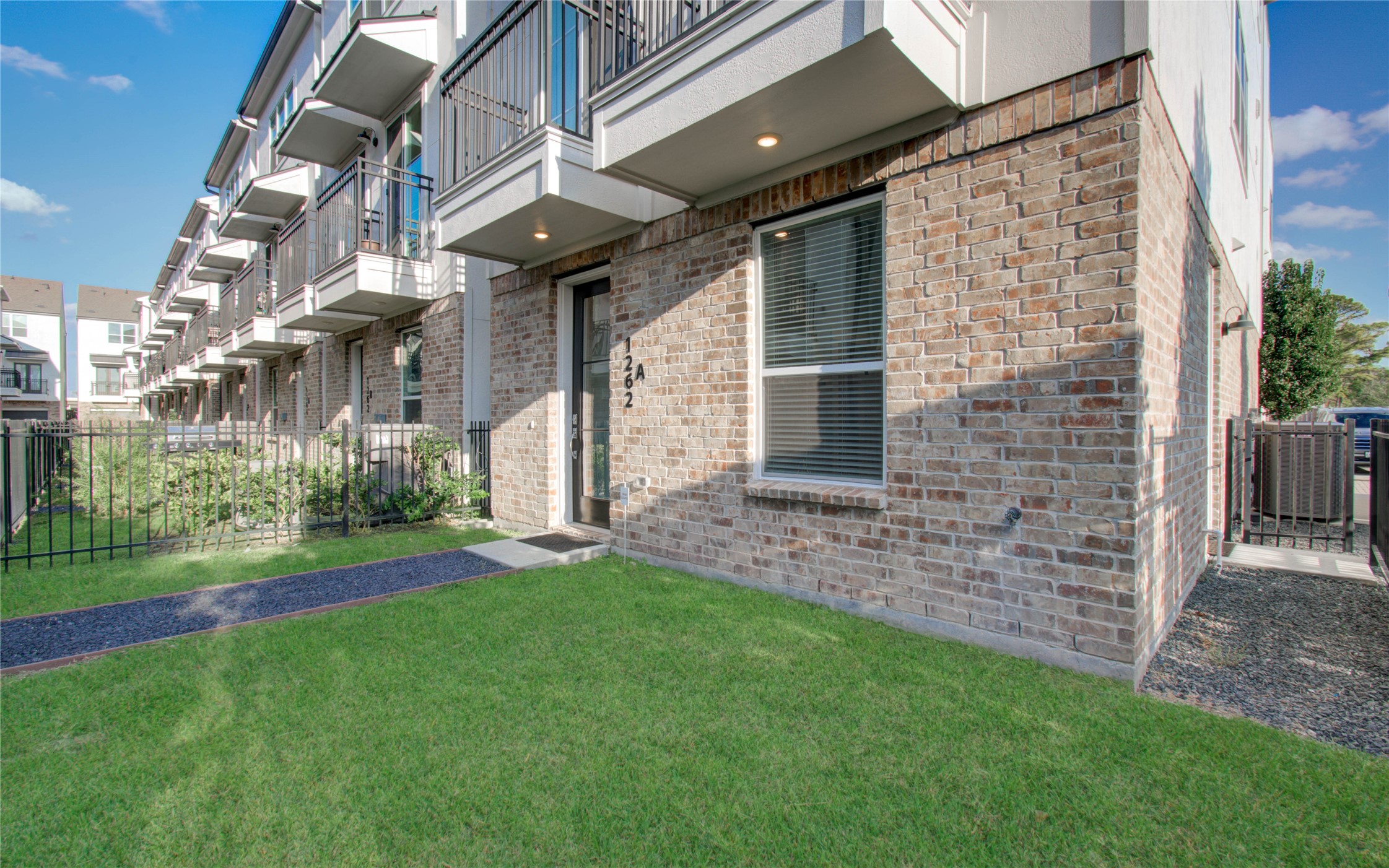 1262 N Post Oak Road A Property Photo 6