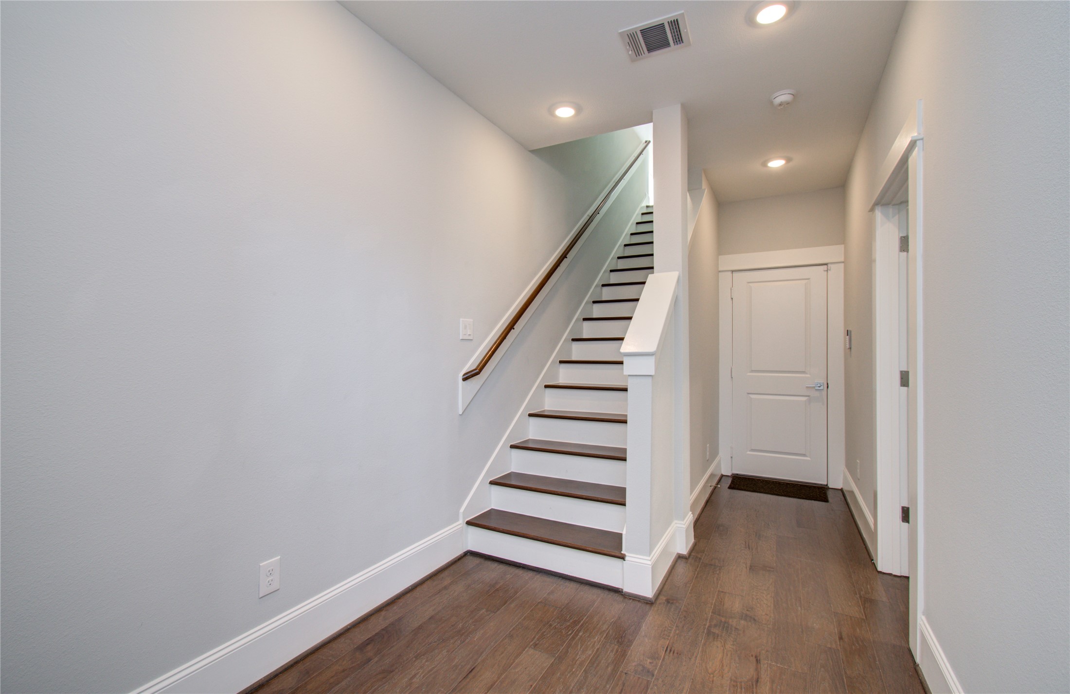 1262 N Post Oak Road A Property Photo 10