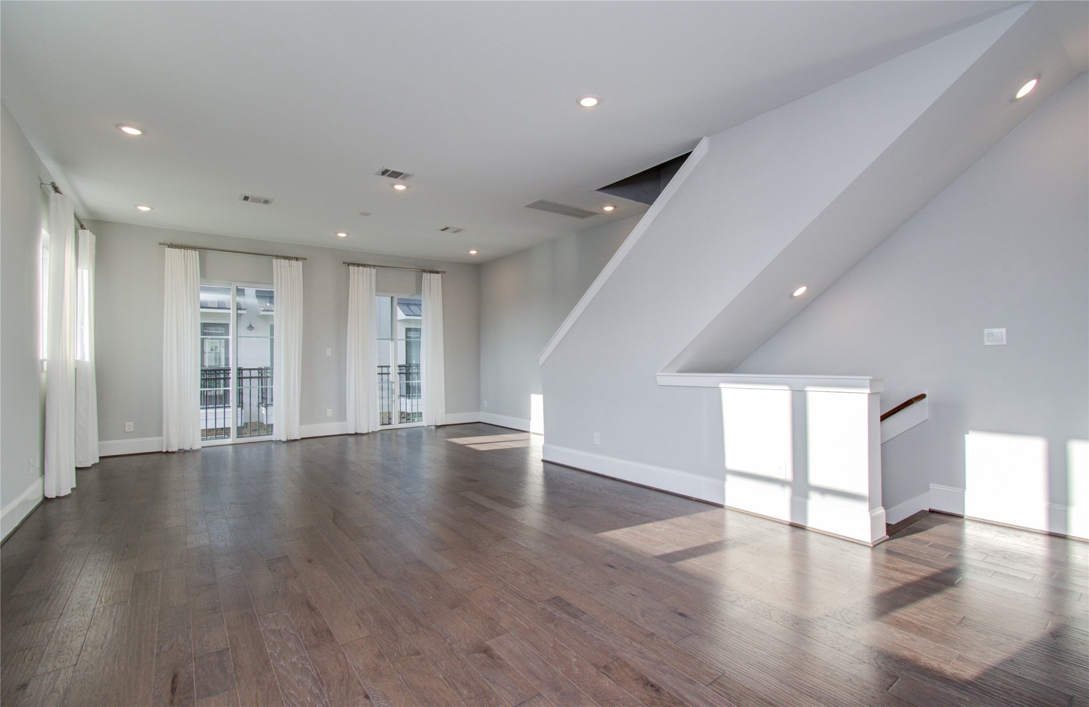1262 N Post Oak Road A Property Photo 15