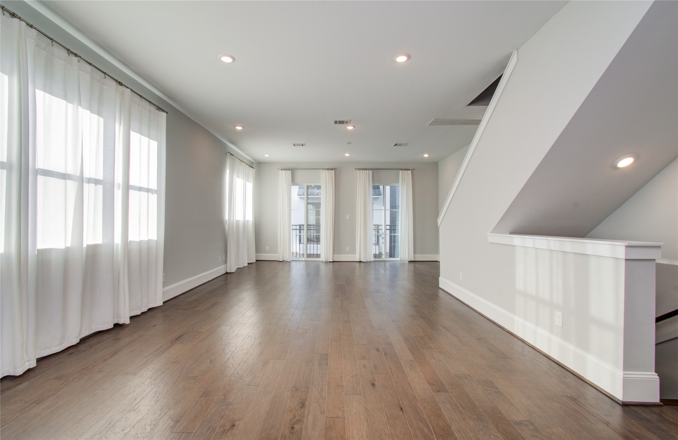 1262 N Post Oak Road A Property Photo 27