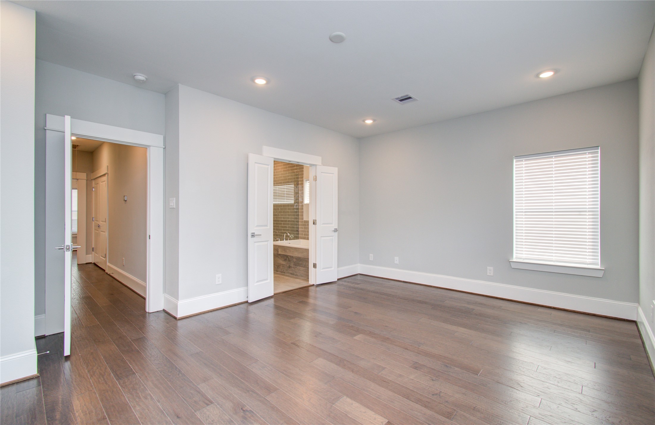 1262 N Post Oak Road A Property Photo 37