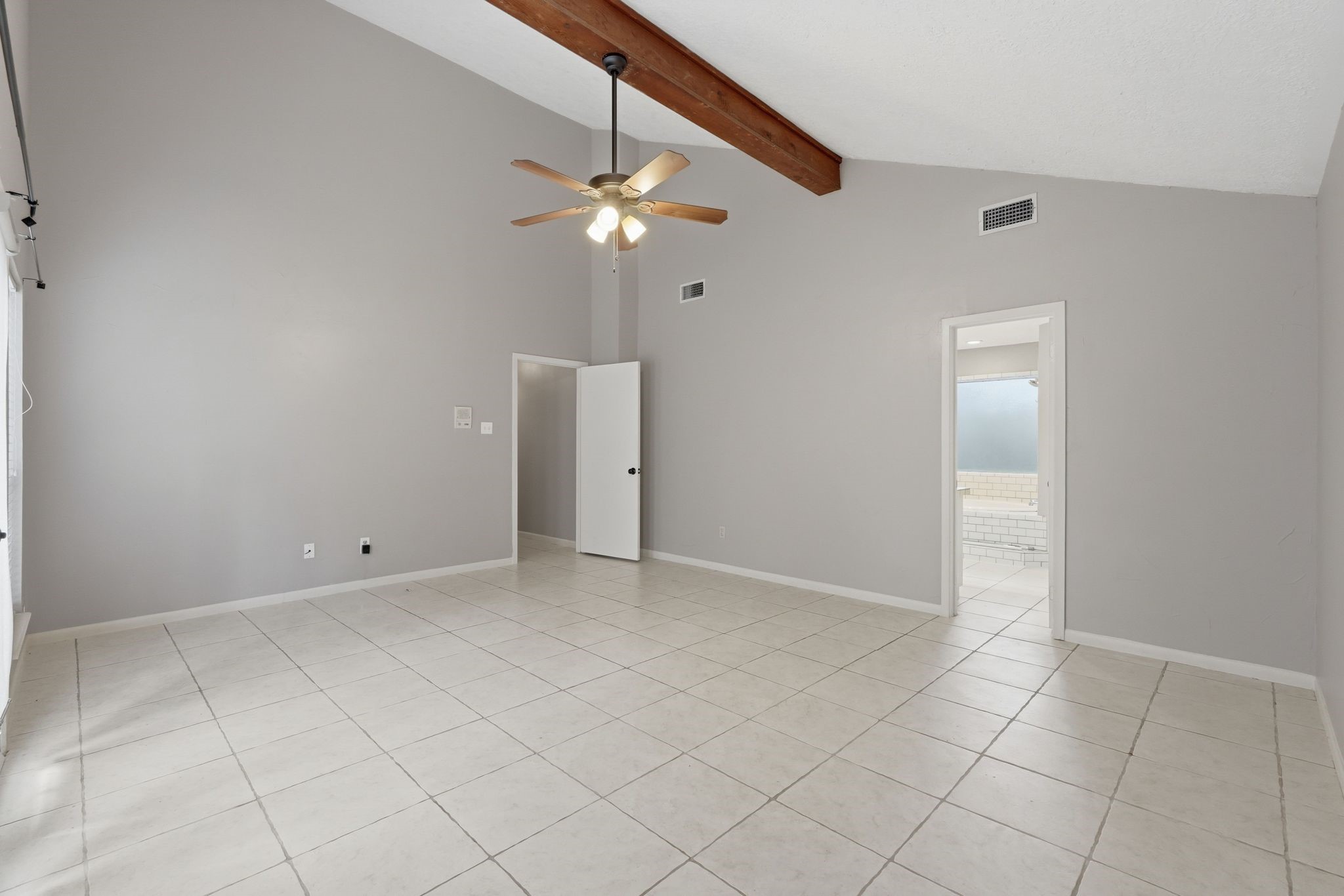 6611 Rippling Hollow Drive Property Photo 26