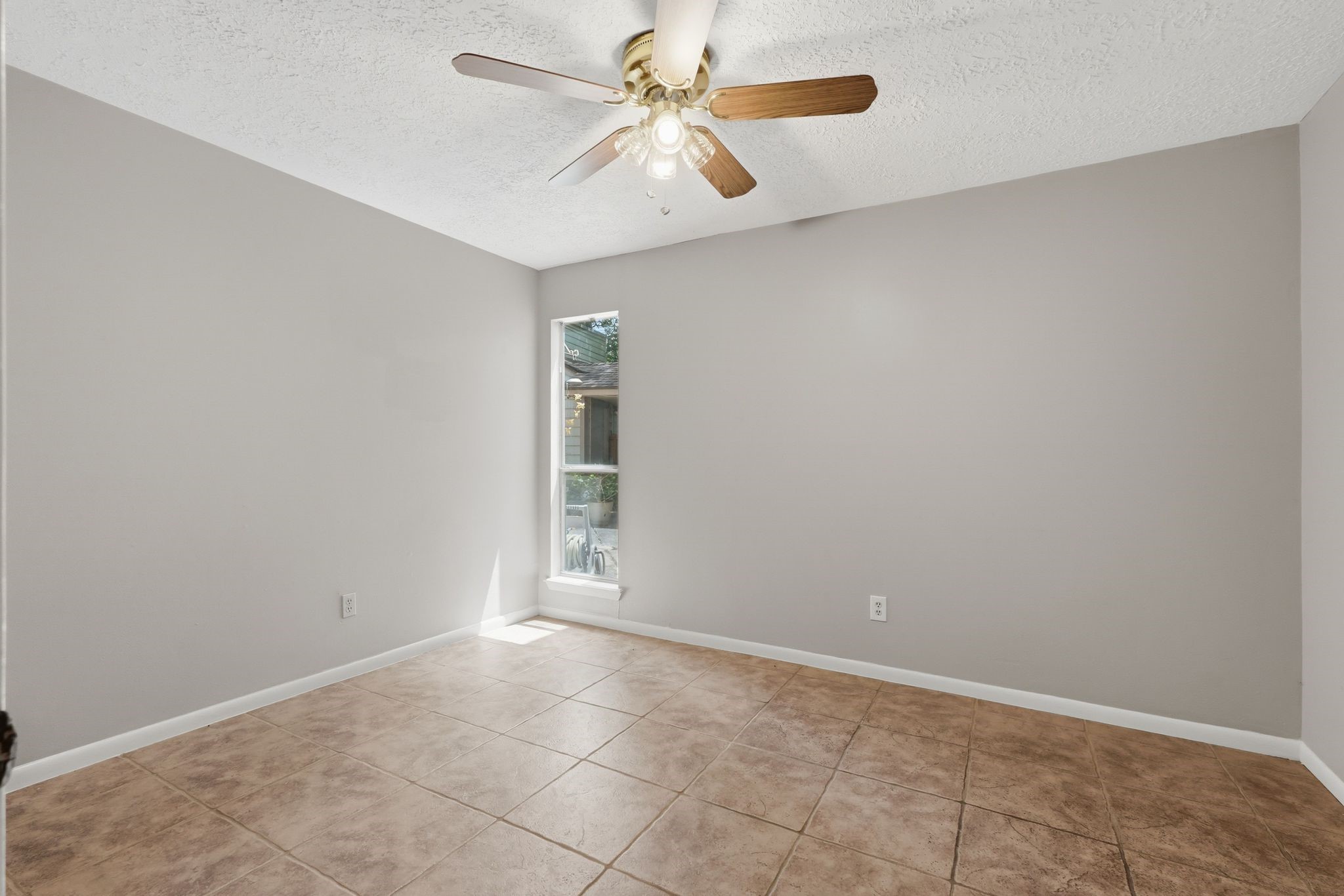 6611 Rippling Hollow Drive Property Photo 40