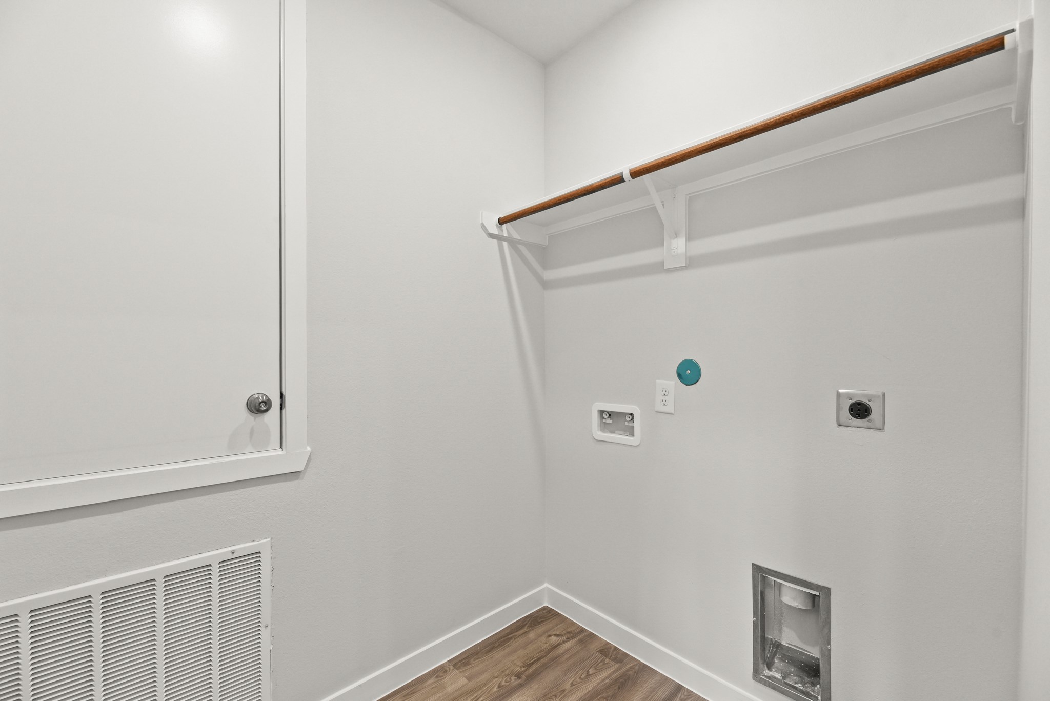 8301 Rose Quartz Drive Property Photo 10