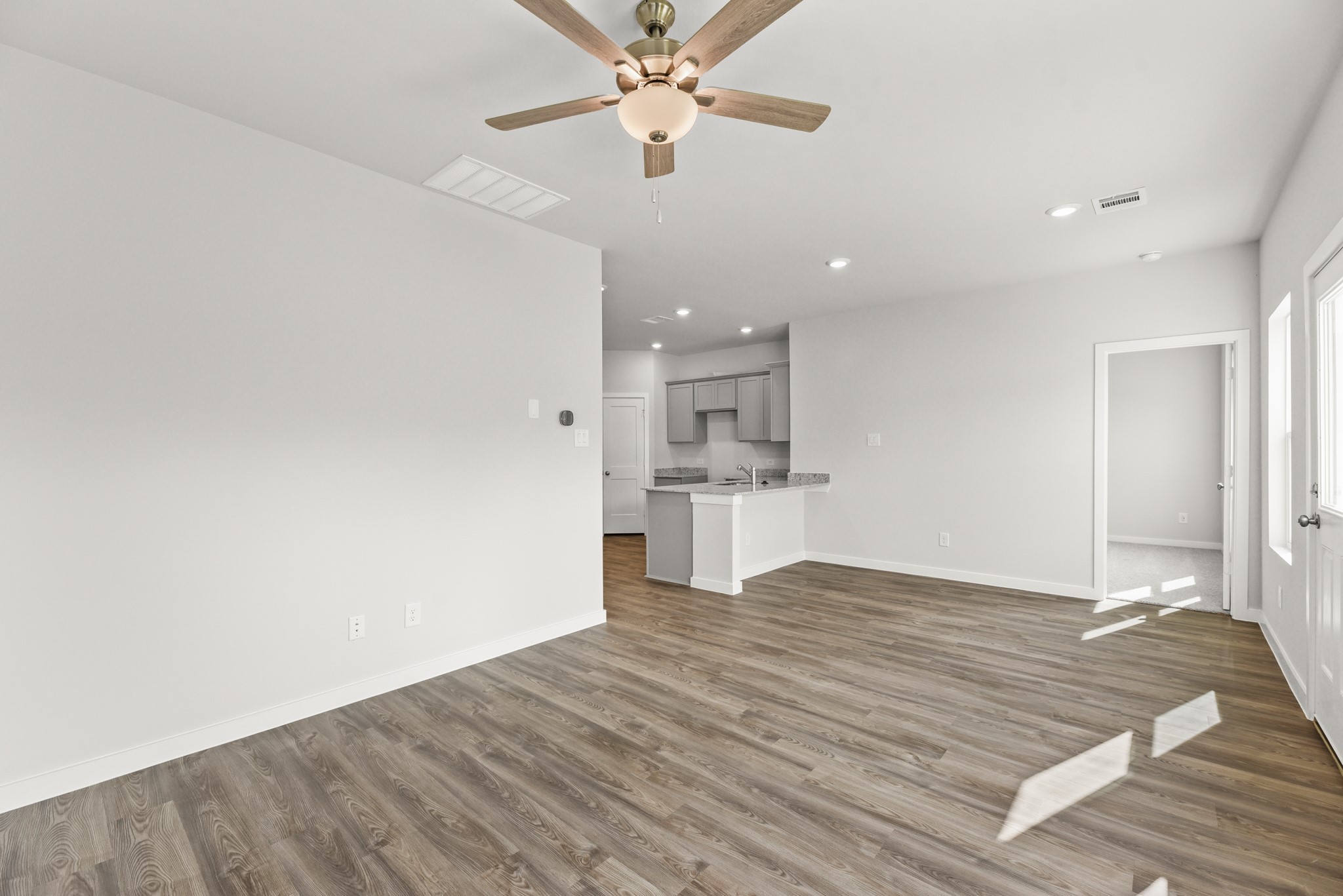 8301 Rose Quartz Drive Property Photo 14