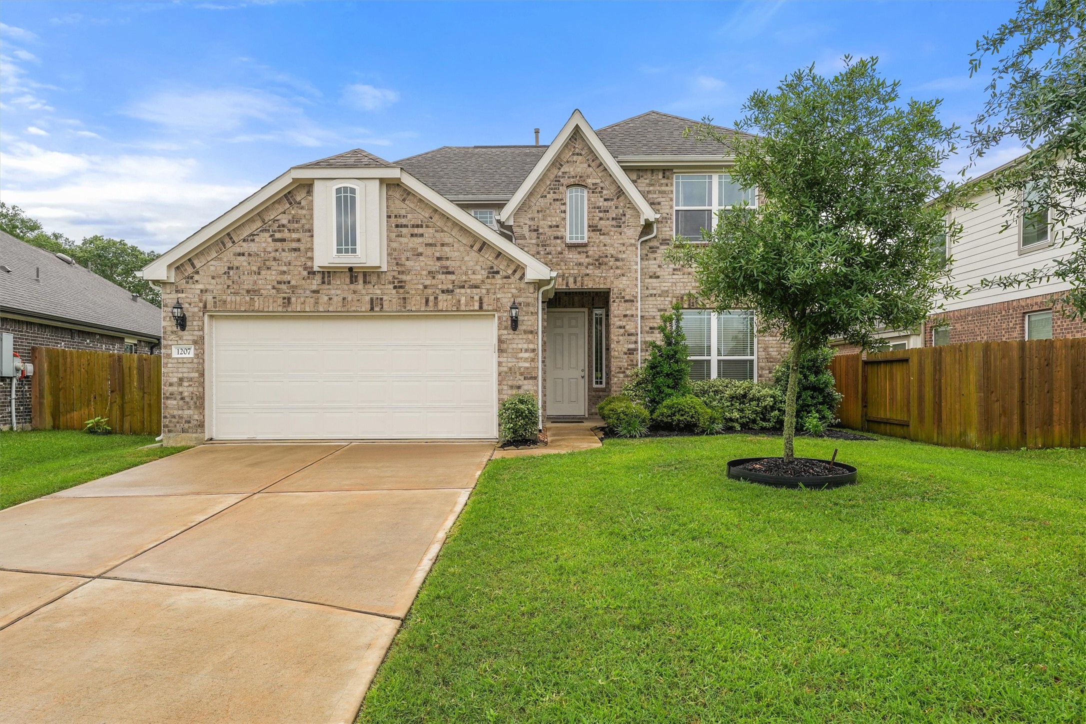 1207 Casal Springs Court Property Photo 1