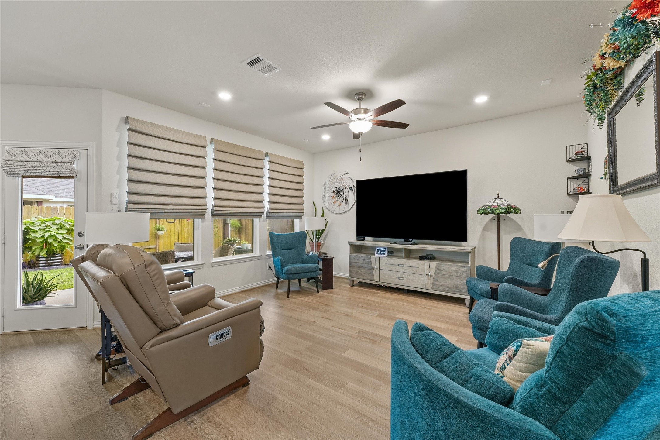 1207 Casal Springs Court Property Photo 2