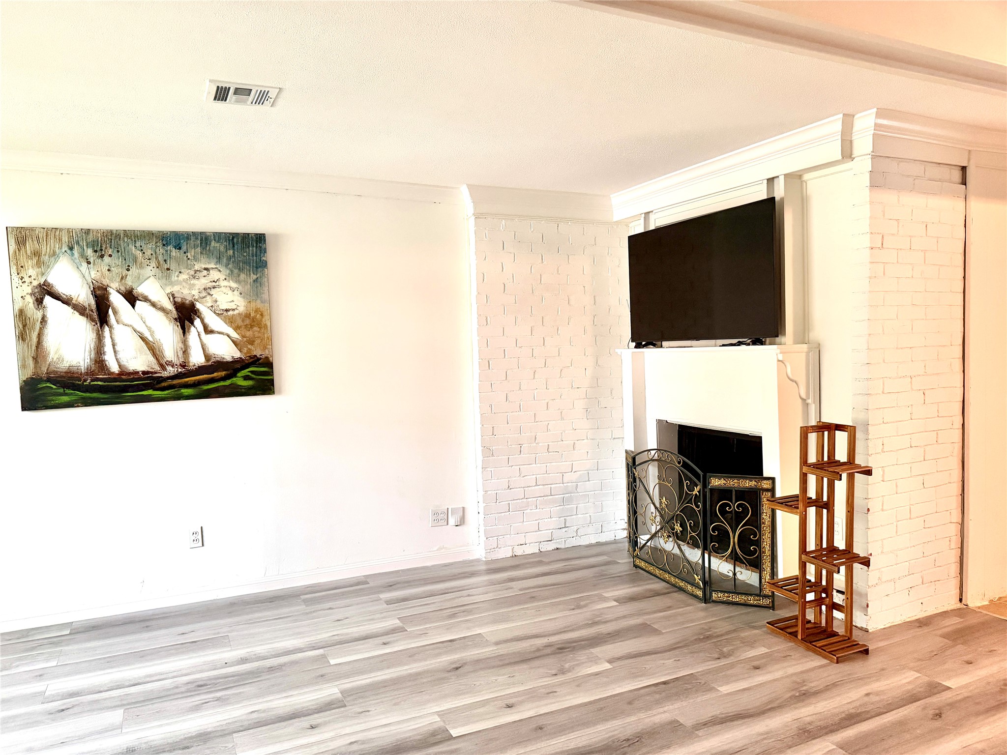 4128 Bissonnet Street Property Photo 4
