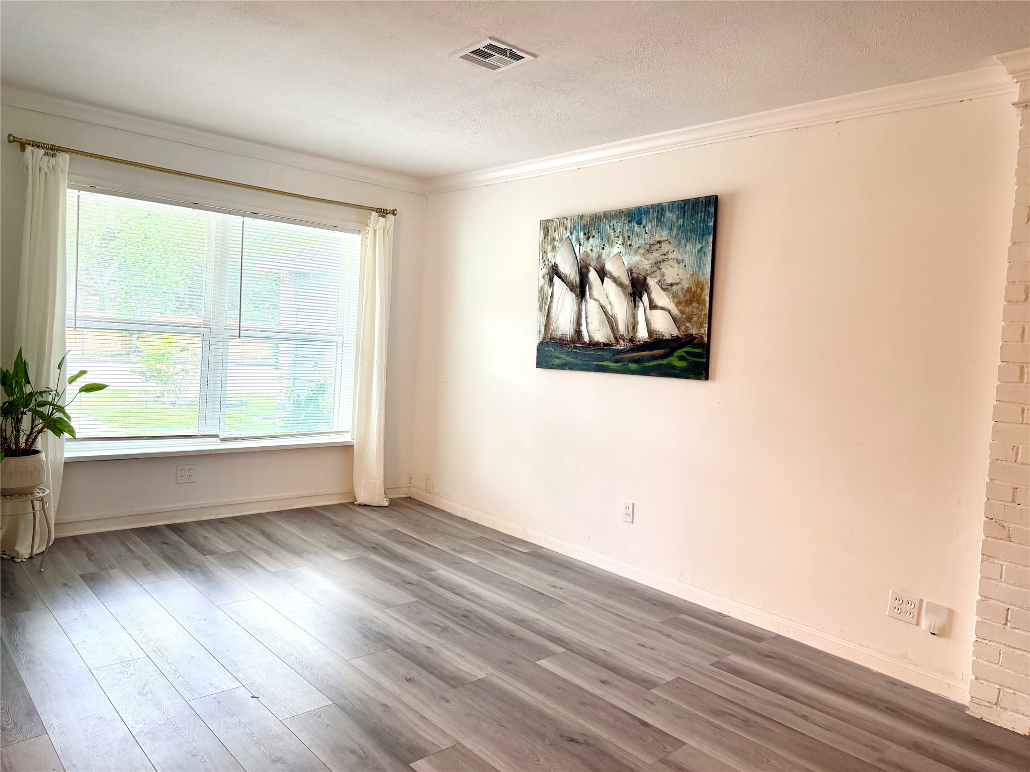 4128 Bissonnet Street Property Photo 6