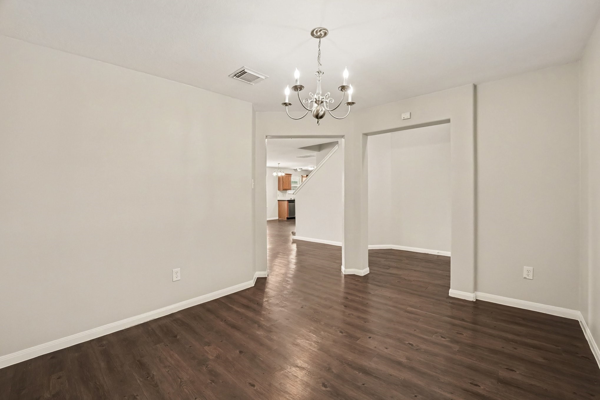 913 Chad Property Photo 12