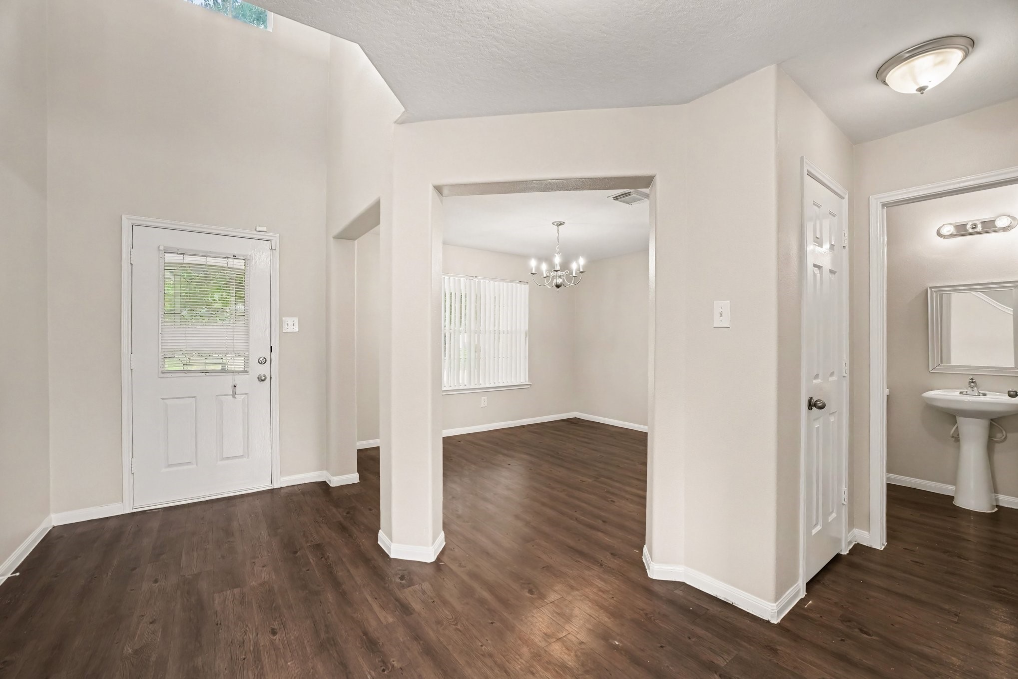 913 Chad Property Photo 14