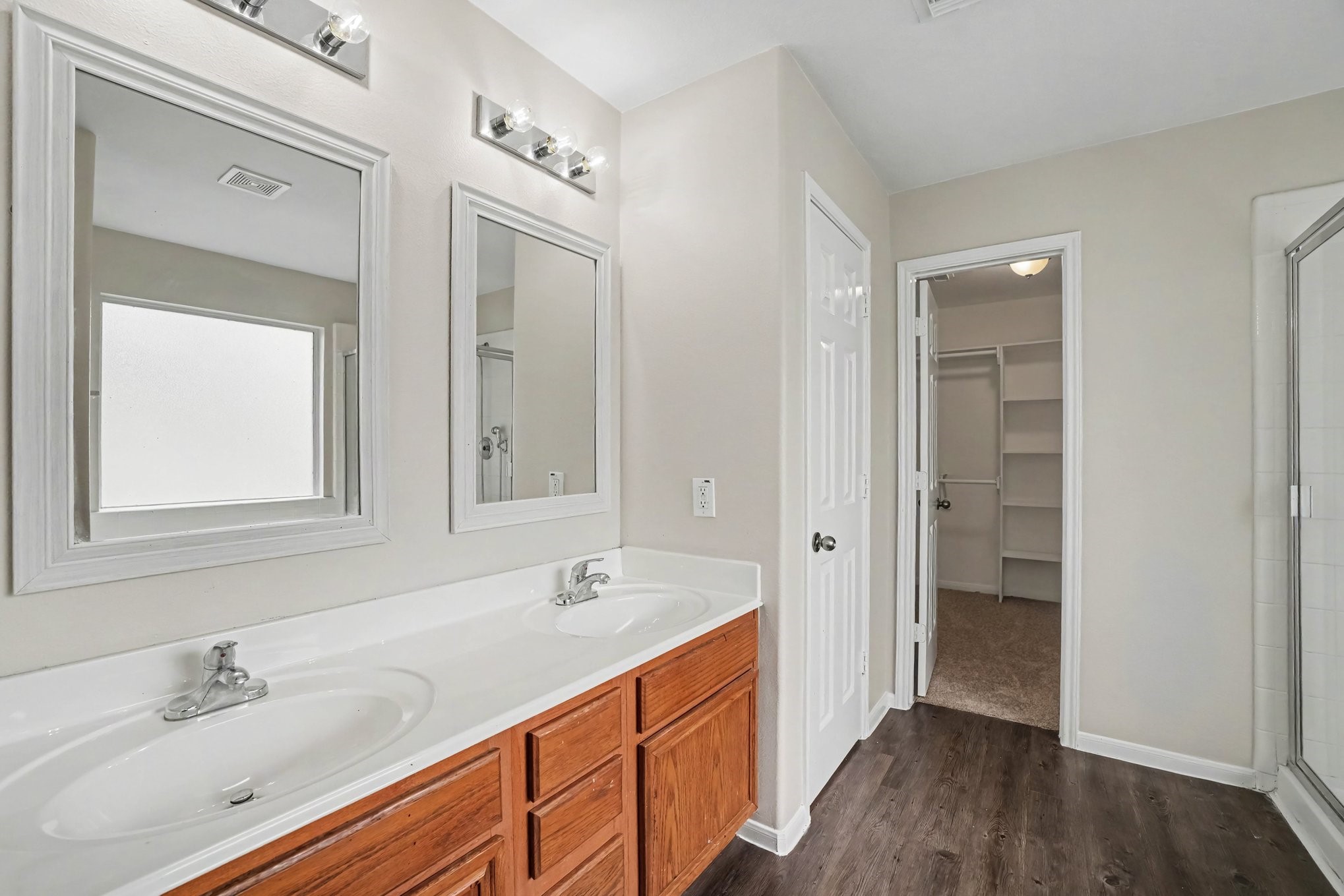 913 Chad Property Photo 28