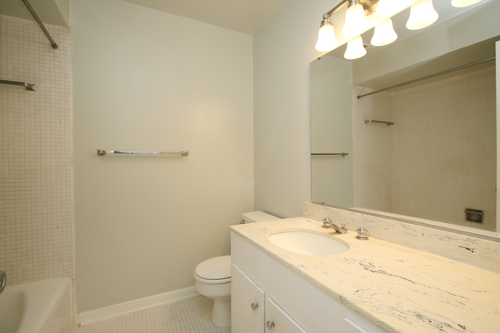 1733 Commonwealth Street Property Photo 20