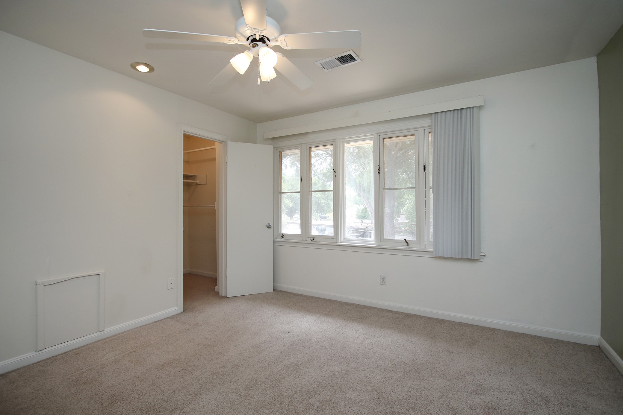 1733 Commonwealth Street Property Photo 22