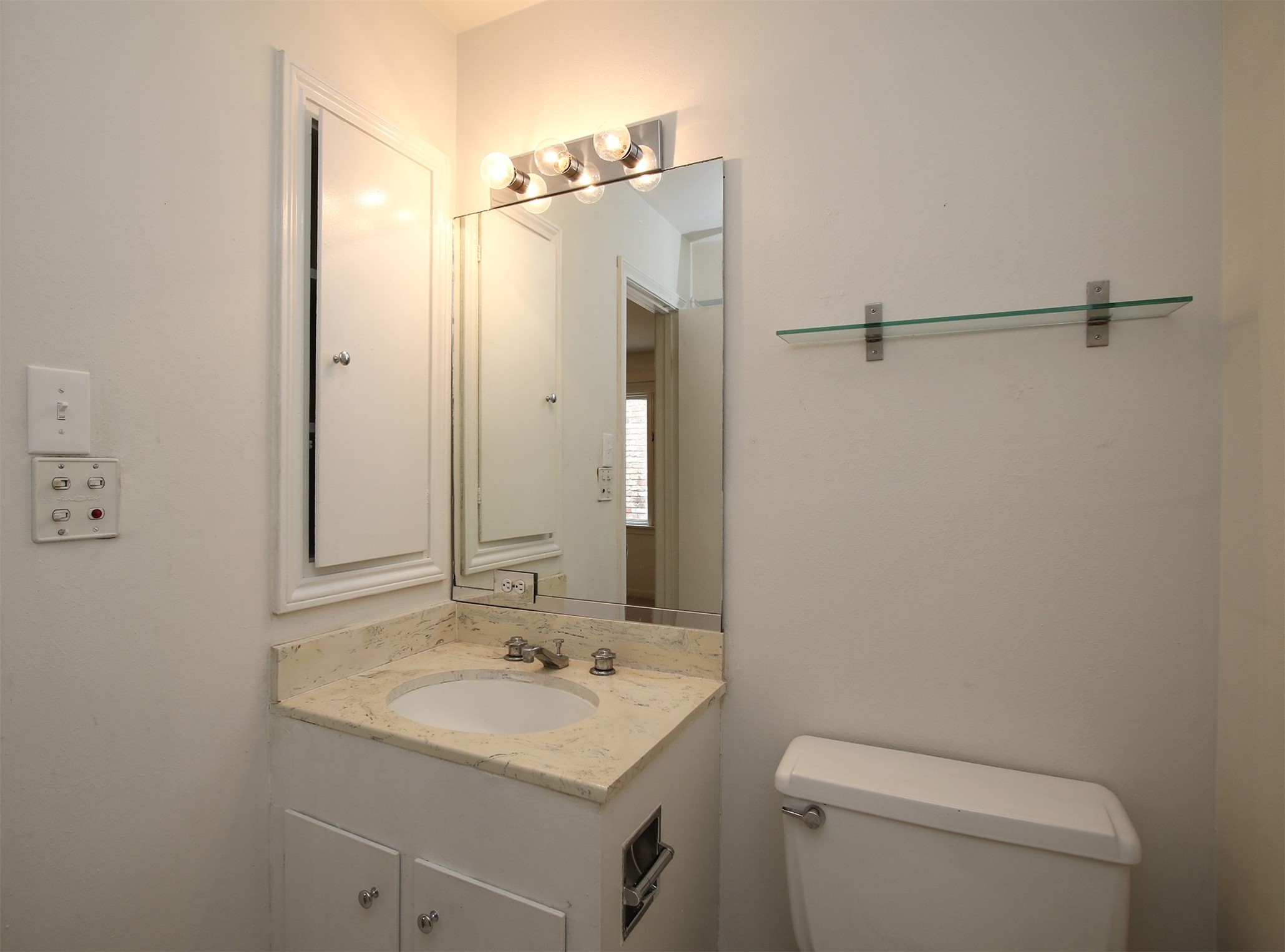 1733 Commonwealth Street Property Photo 25