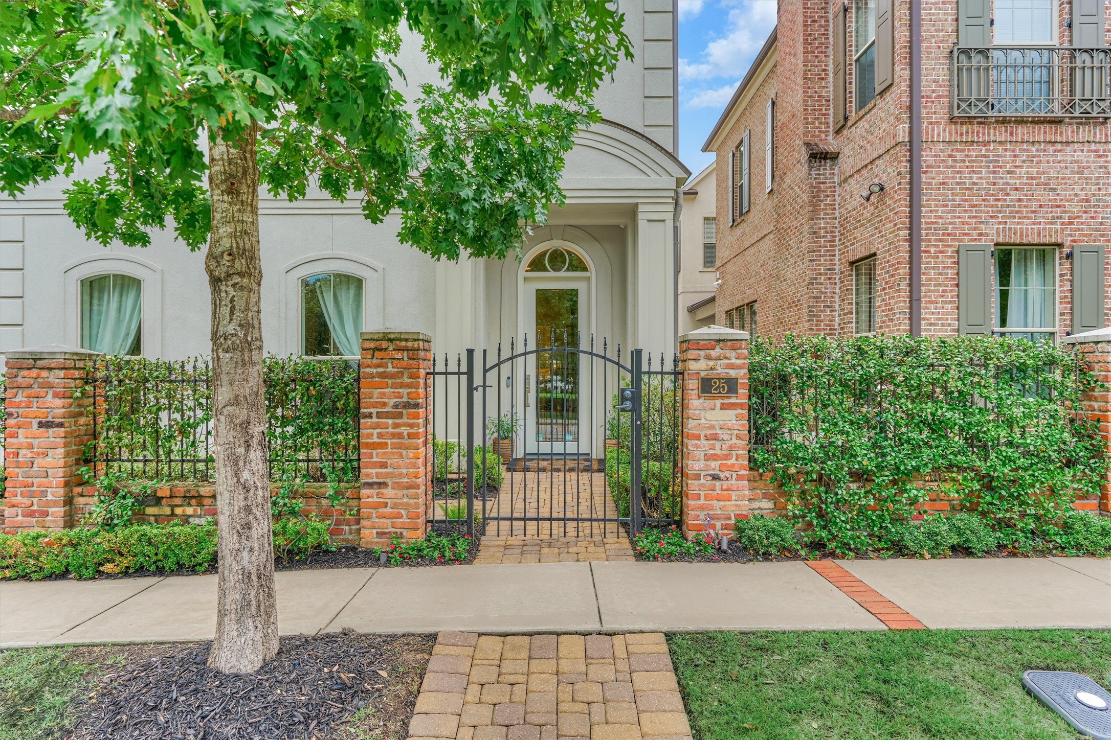25 Topside Row Property Photo 5