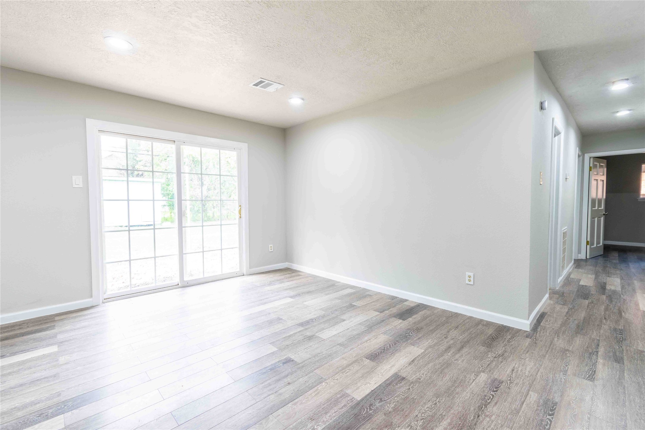 4122 Knotty Oaks Trail Property Photo 15