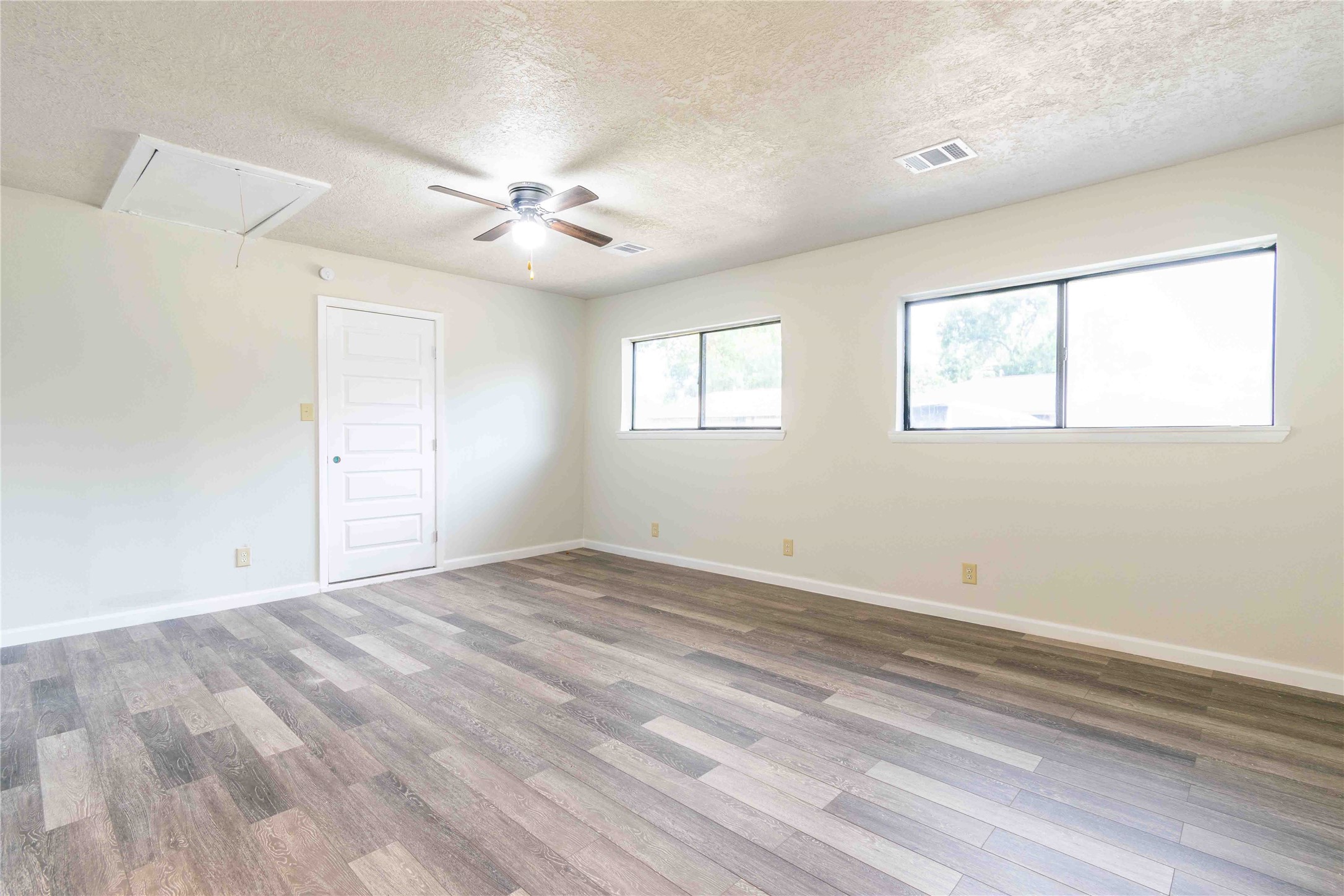 4122 Knotty Oaks Trail Property Photo 17