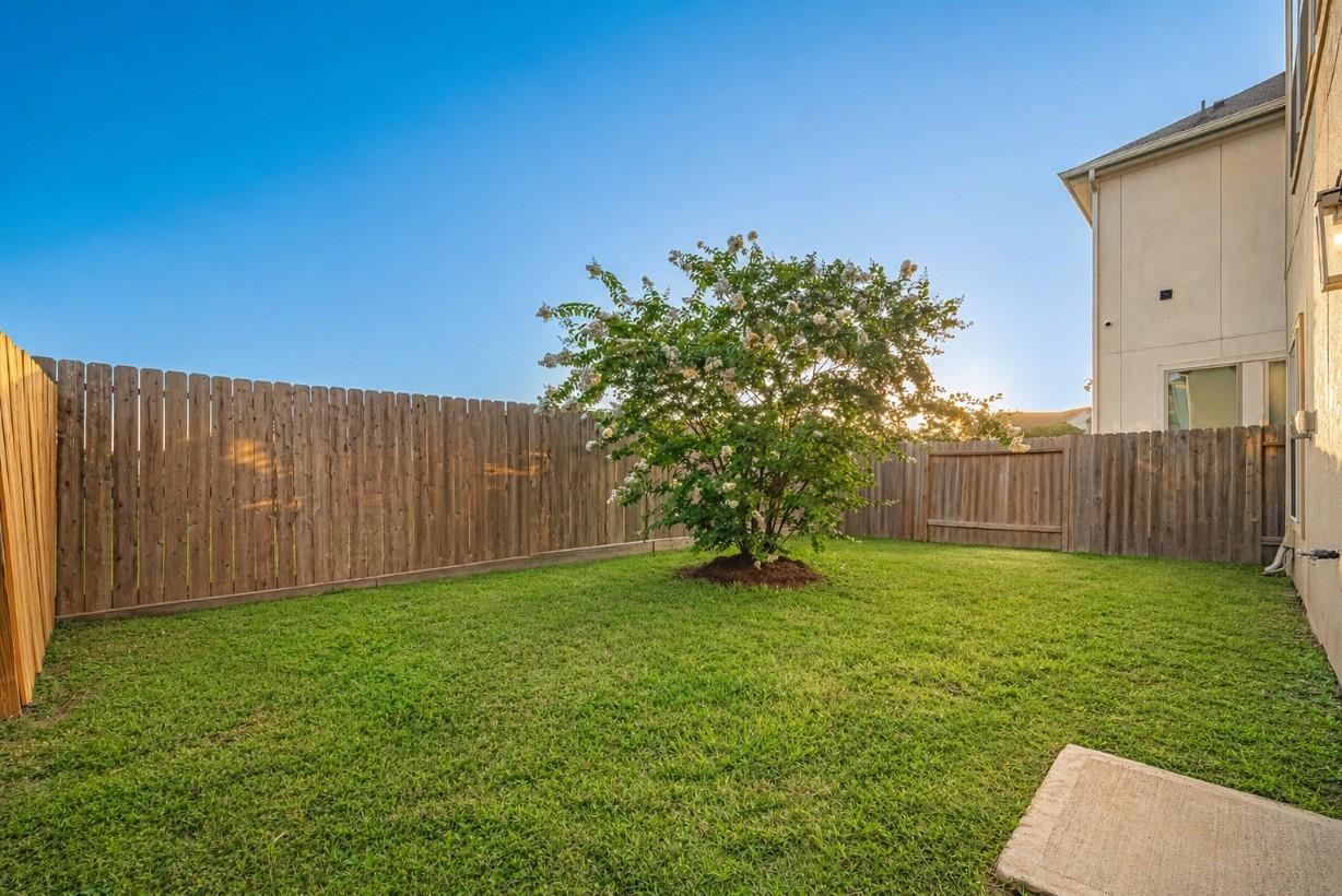 11922 Briarwood Hill Way Property Photo 32